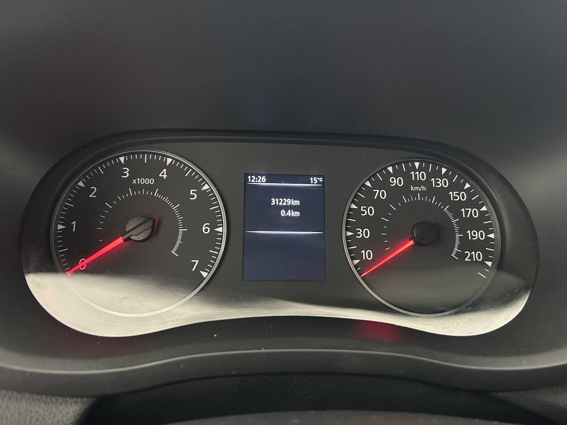 Vente en ligne Renault Master Fourgon MASTER FGN TRAC F3500 L2H2 BLUE DCI 135 au prix de 24 990 €