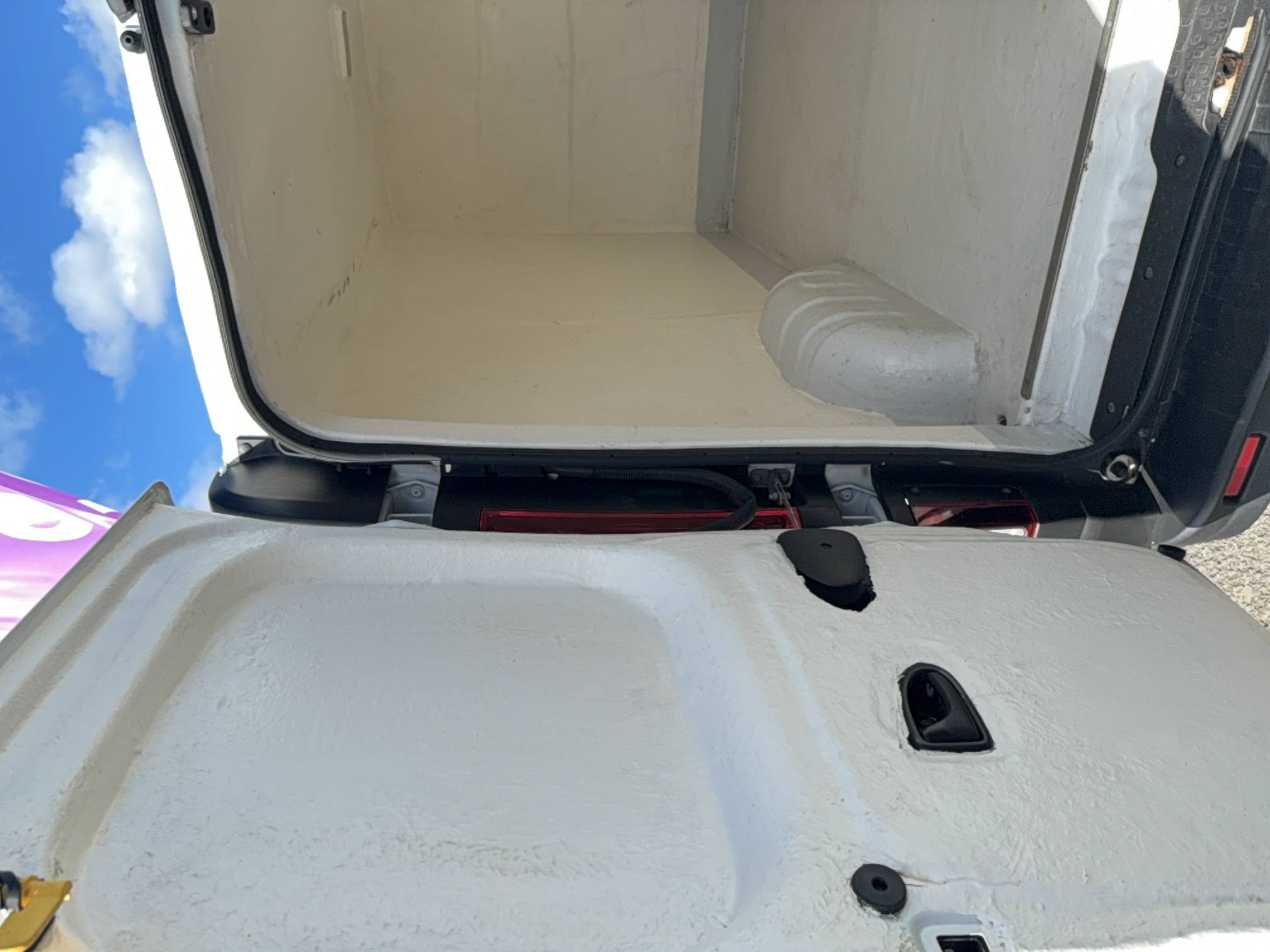 Vente en ligne Renault Trafic 3 Fourgon TRAFIC FGN L1H1 1000 KG DCI 120 au prix de 19 990 €