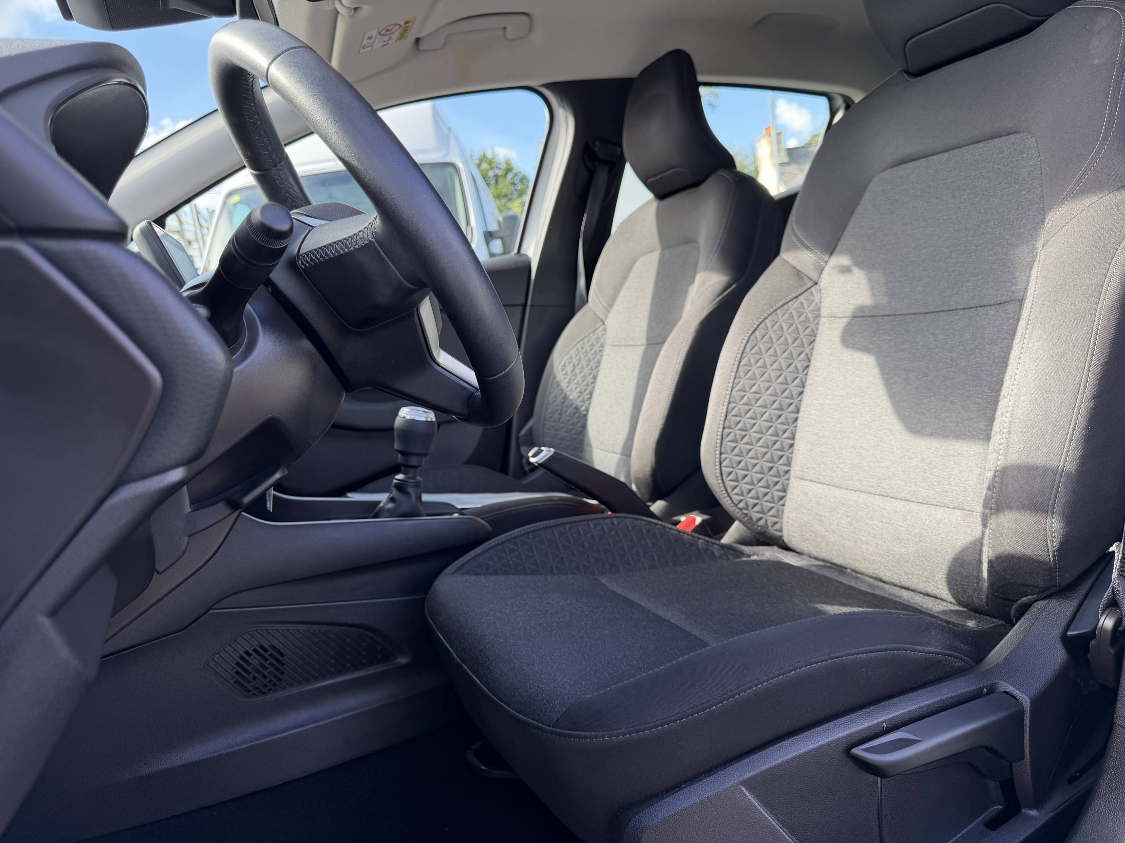 Vente en ligne Renault Clio 5 Clio TCe 90 - 21N au prix de 12 490 €