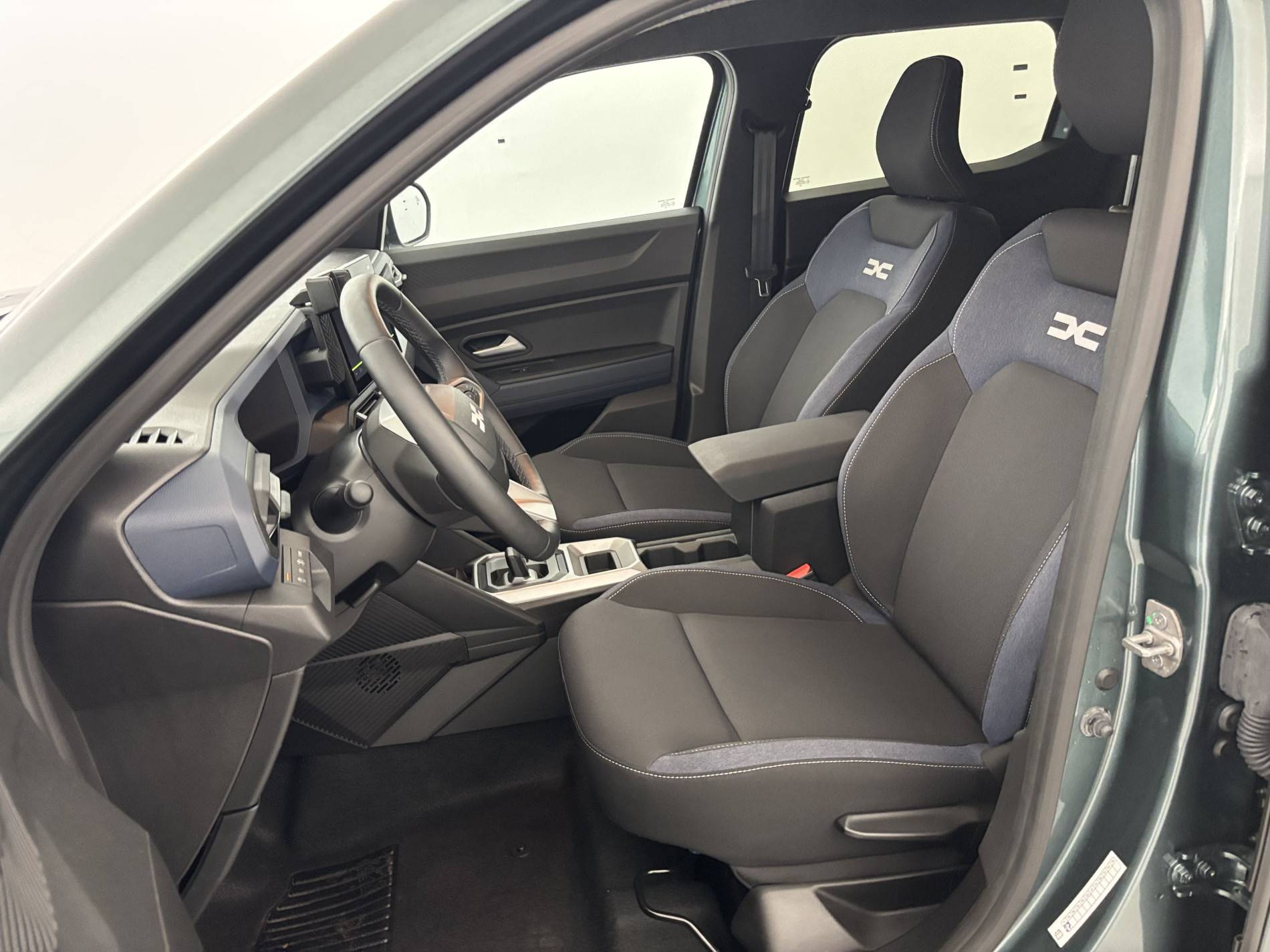 Vente en ligne Dacia Duster  Hybrid 140 au prix de 25 300 €