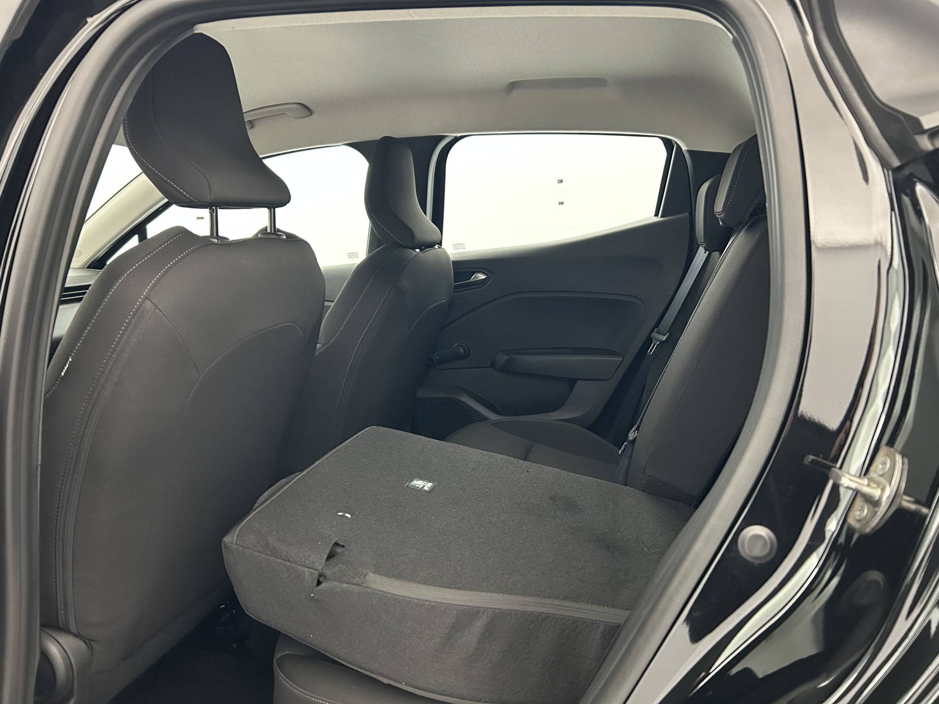 Vente en ligne Renault Clio 5 Clio TCe 90 au prix de 13 990 €
