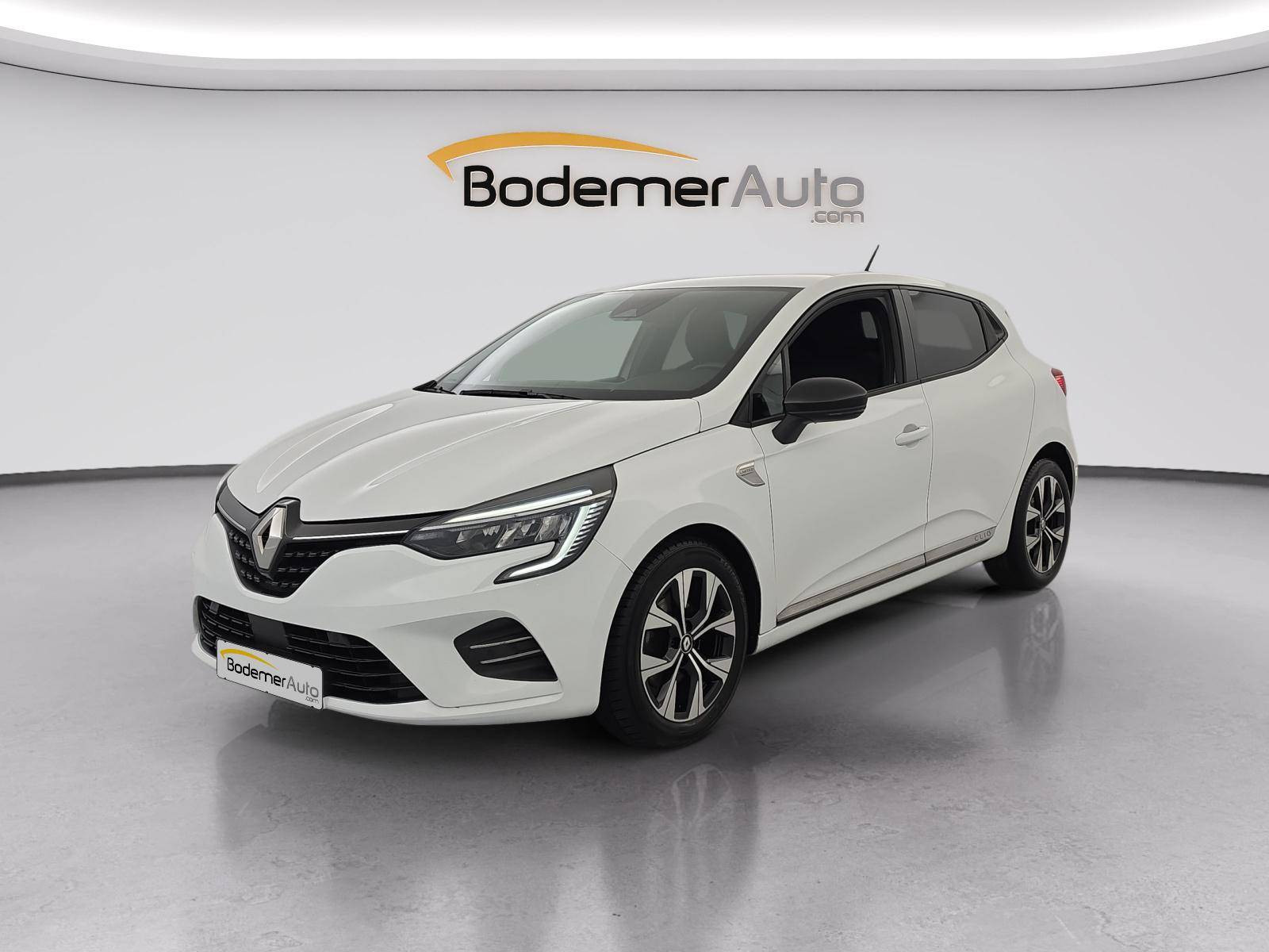 Renault Clio 5 Clio Blue dCi 100 - 21N occasion de 2022 en vente à Auray