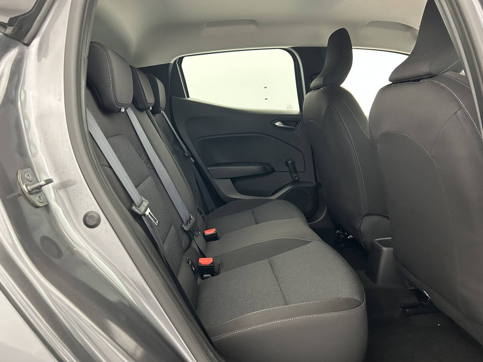 Vente en ligne Renault Clio 5 Clio TCe 90 au prix de 15 290 €