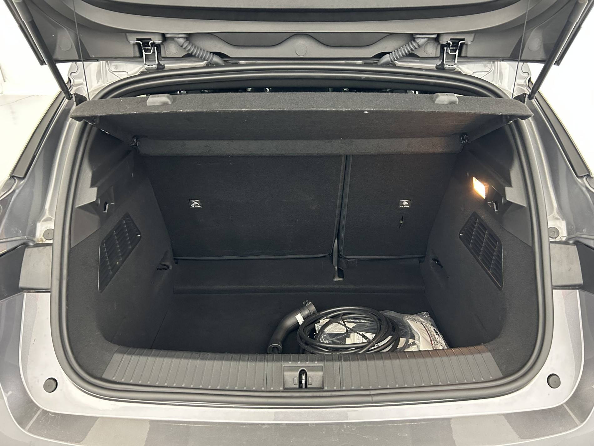 Vente en ligne Renault Megane E-Tech  EV60 220 ch super charge au prix de 24 790 €