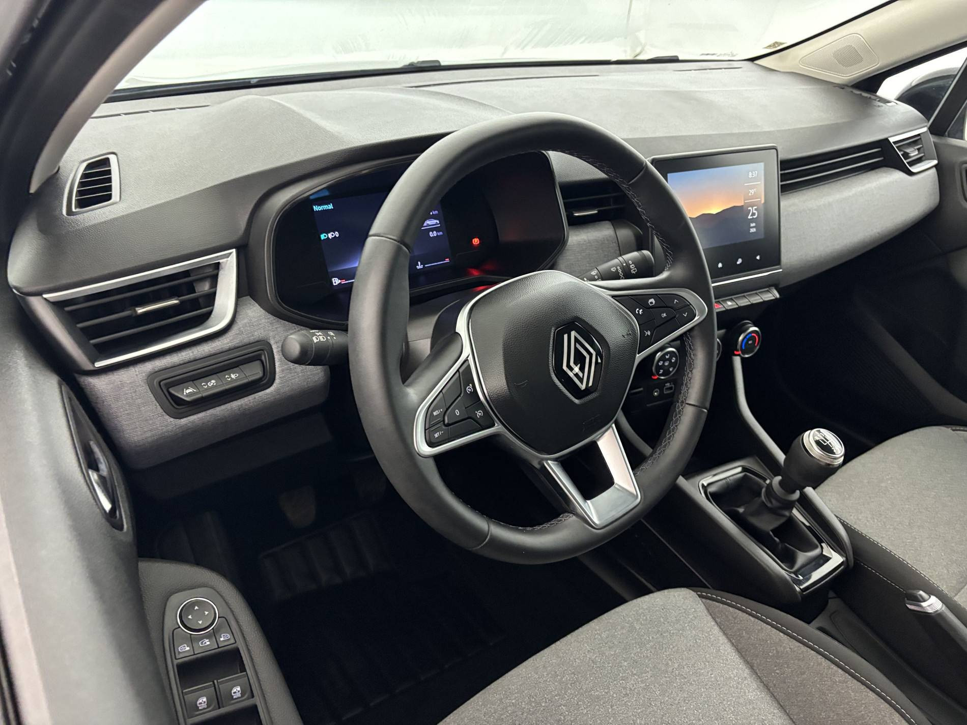 Vente en ligne Renault Clio 5 Clio dCi 100 au prix de 15 790 €