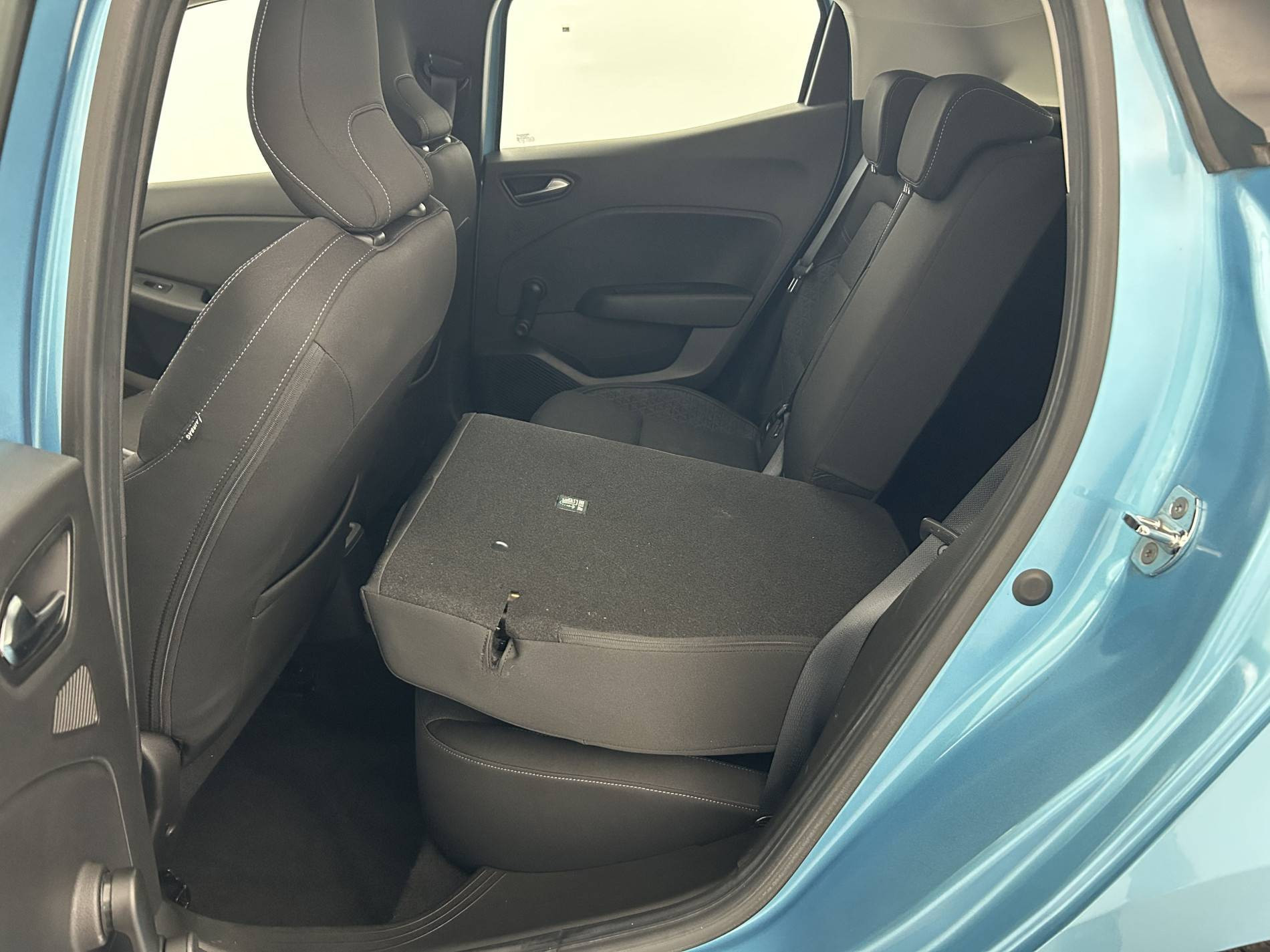 Vente en ligne Renault Clio 5 Clio TCe 100 au prix de 11 490 €