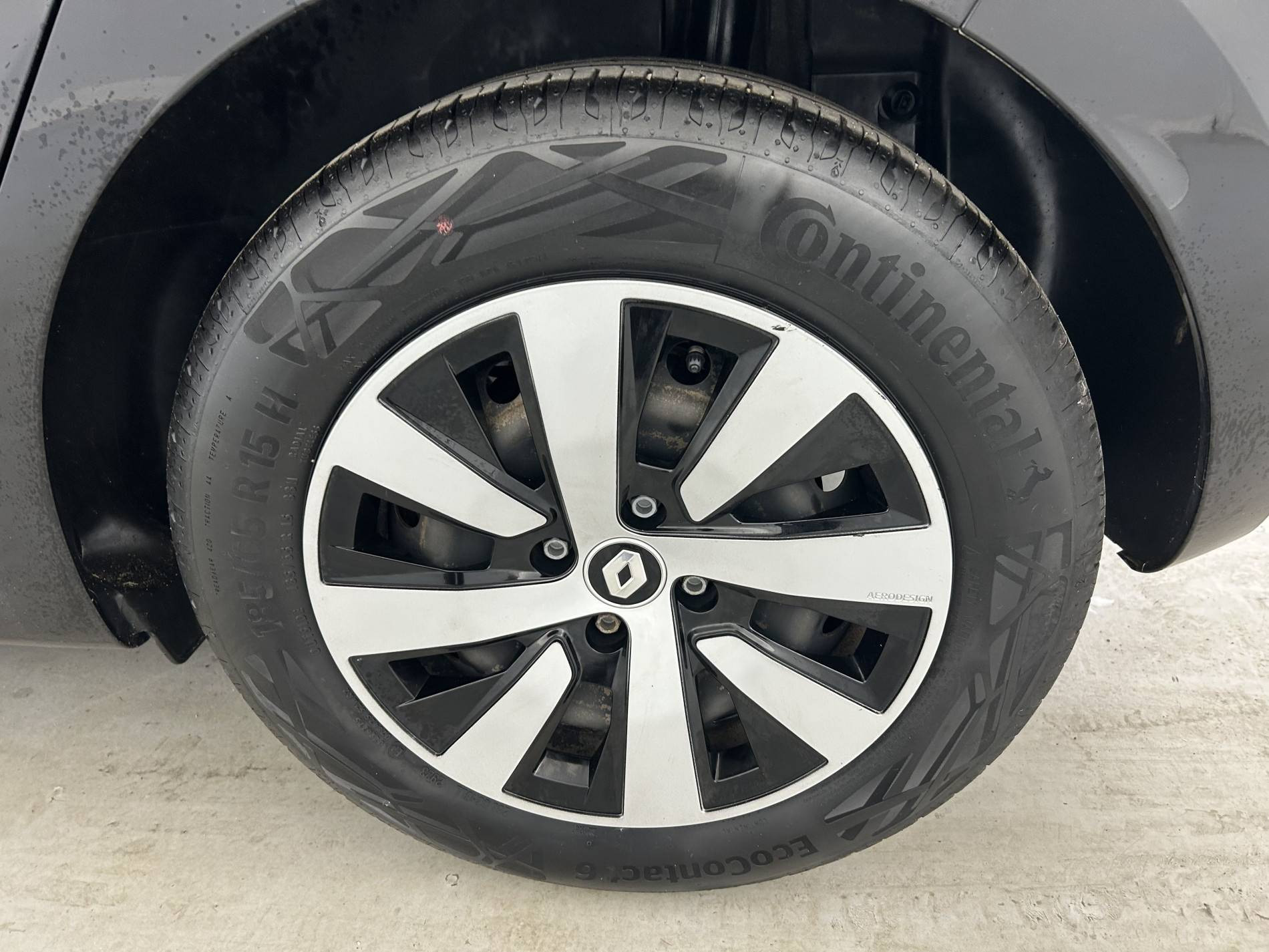 Vente en ligne Renault Clio 5 Clio TCe 90 au prix de 14 490 €