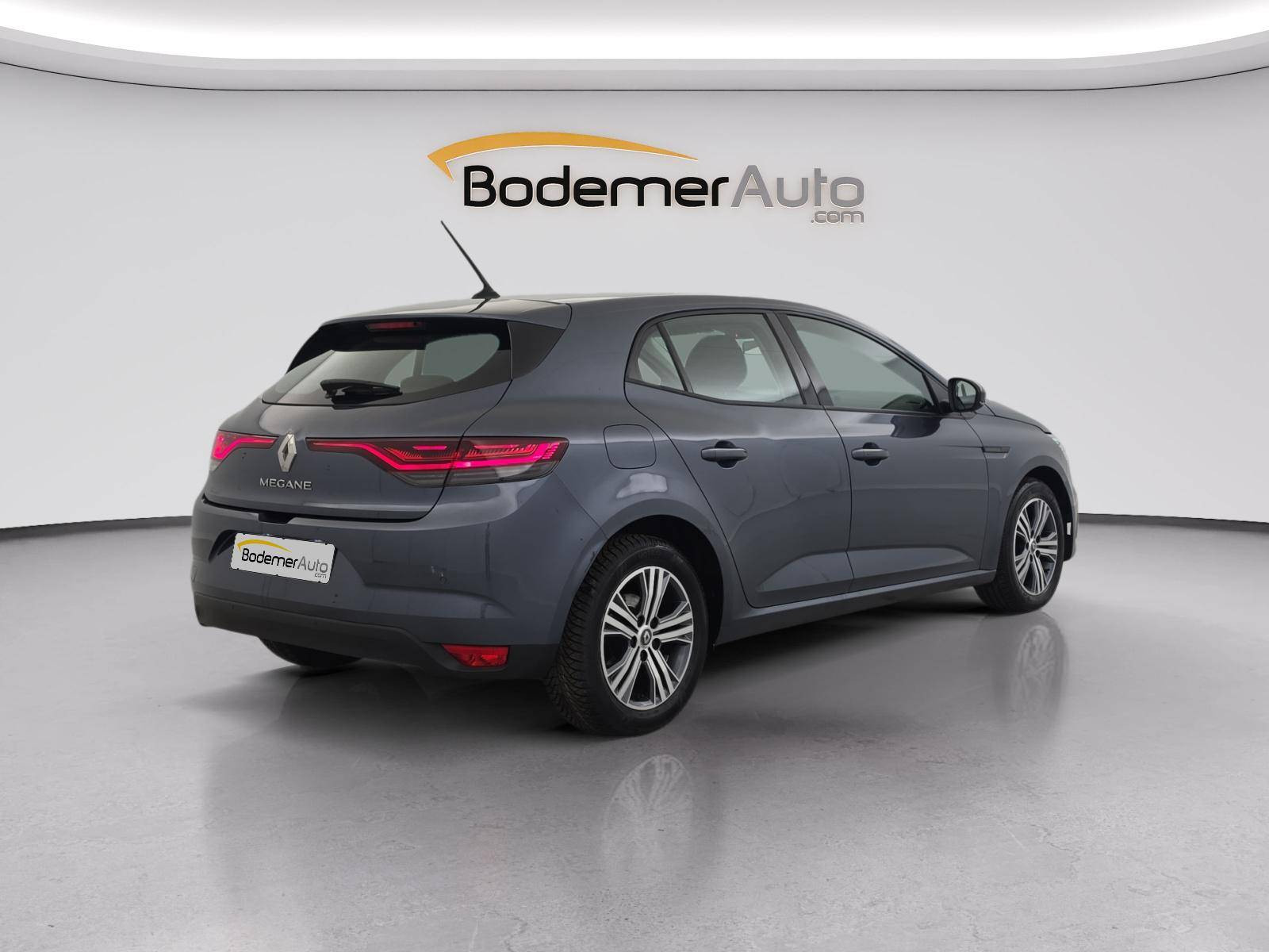 Vente en ligne Renault Megane 4  Blue dCi 115 EDC au prix de 15 690 €