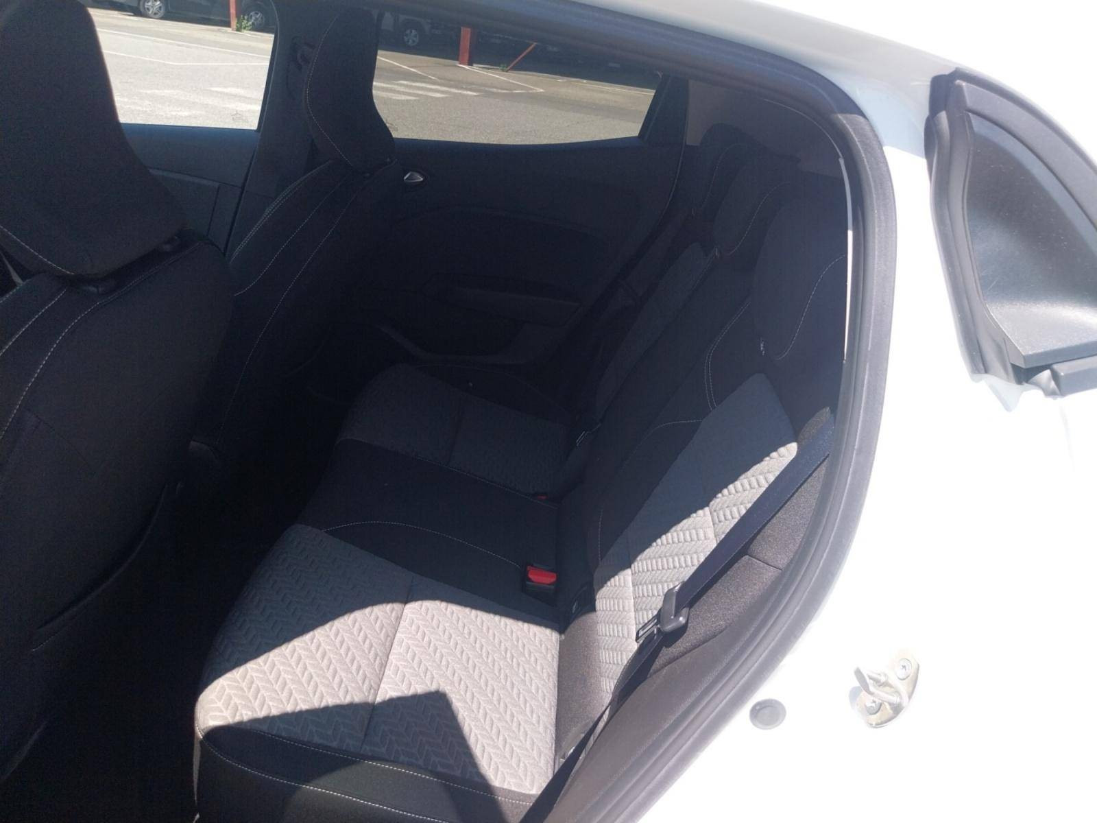 Vente en ligne Renault Clio 5 Clio TCe 90 au prix de 14 990 €