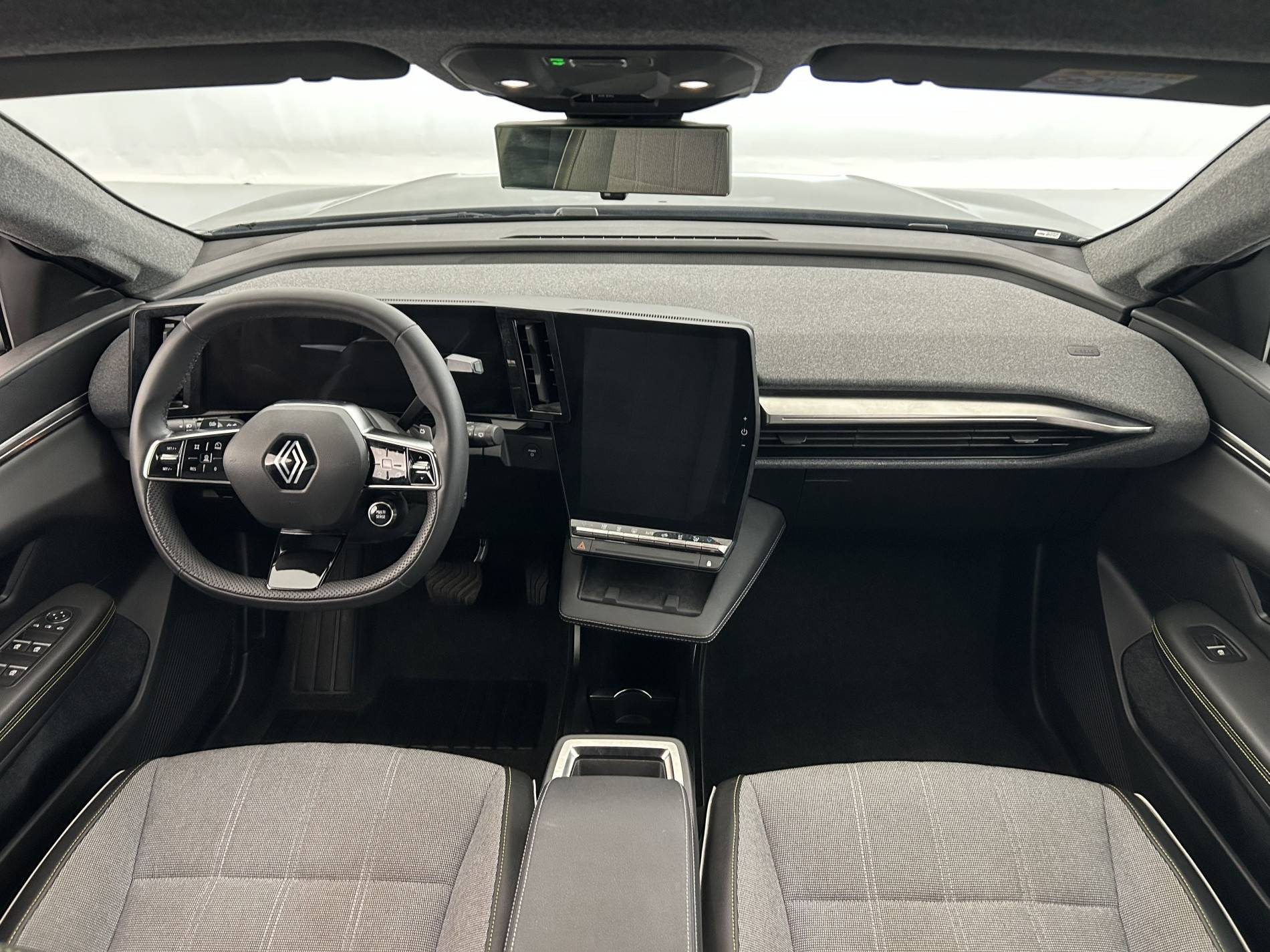Vente en ligne Renault Scenic E-Tech Scenic E-Tech électrique 220 ch grande autonomie au prix de 36 791 €