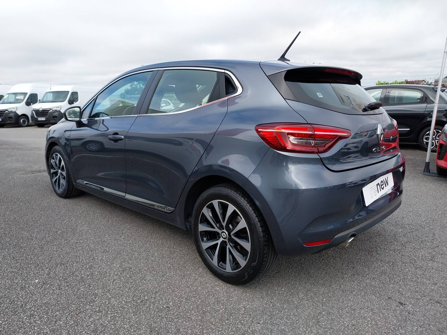 Vente en ligne Renault Clio 5 Clio TCe 100 GPL - 21N au prix de 14 490 €