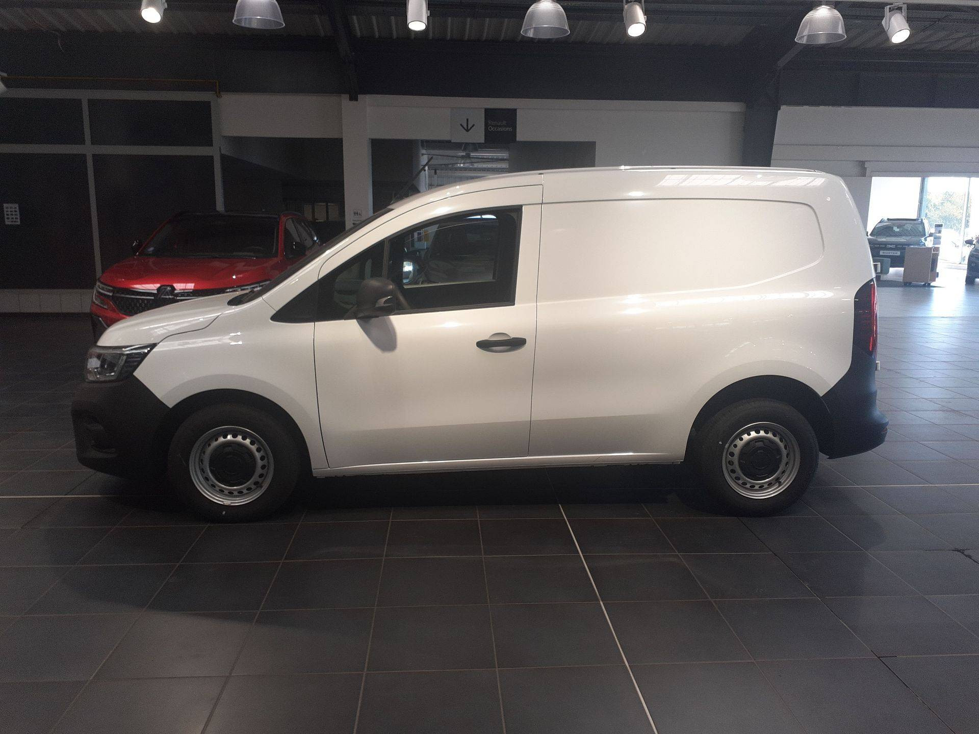 Vente en ligne Renault Kangoo Van  TOLE L1 BLUE DCI 95 AUTO au prix de 24 265 €