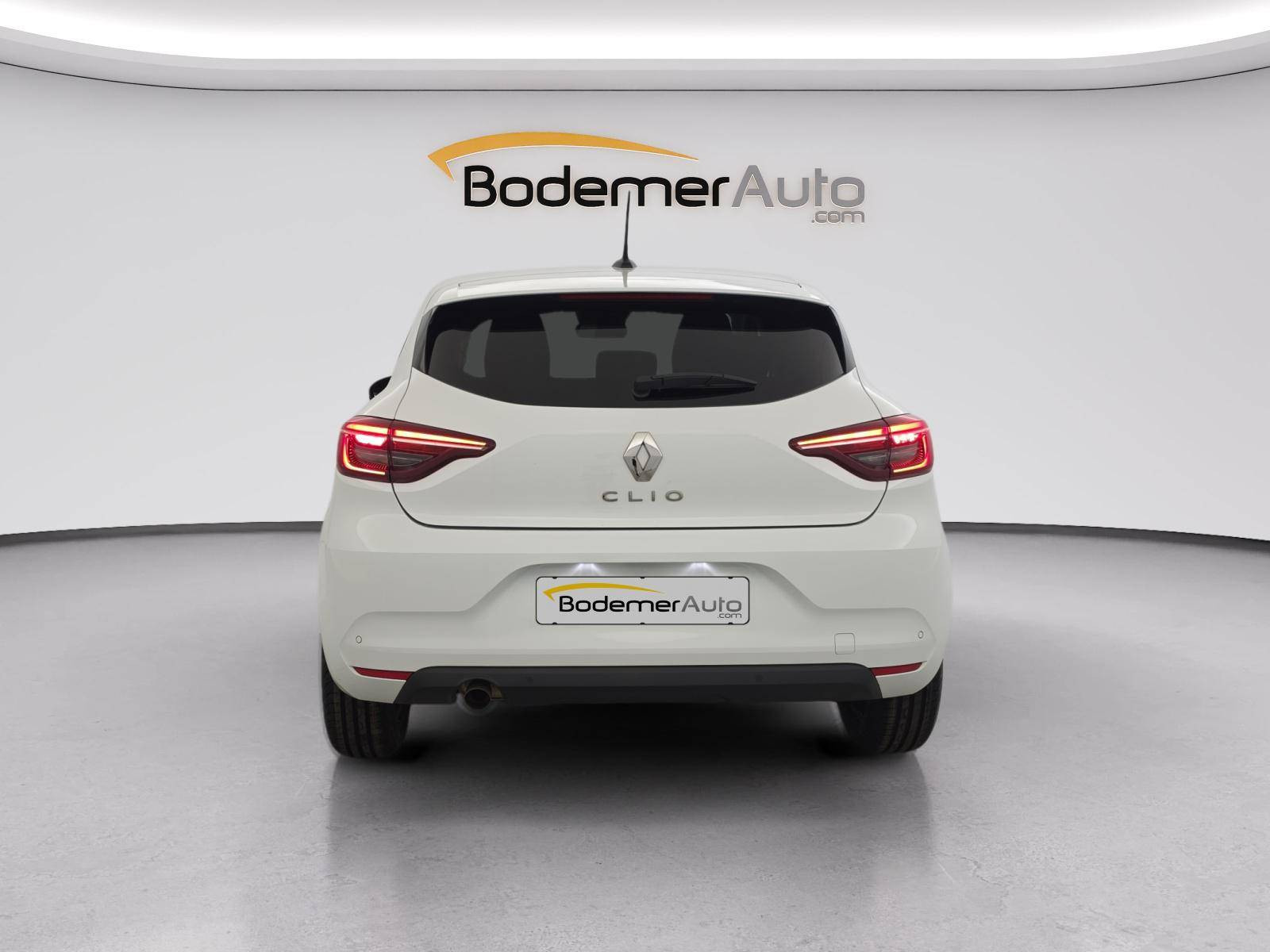Vente en ligne Renault Clio 5 Clio TCe 90 au prix de 14 699 €