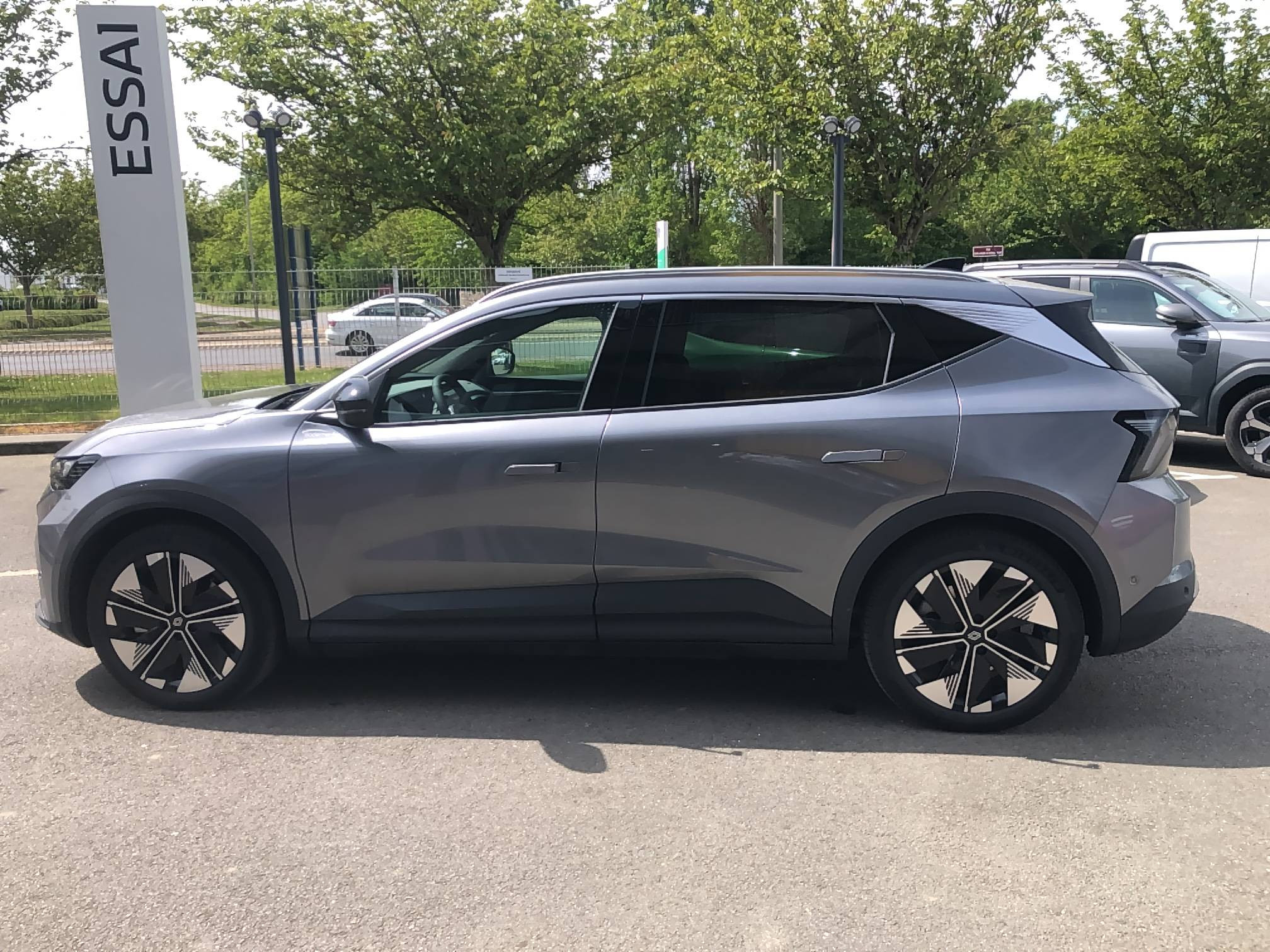 Vente en ligne Renault Scenic E-Tech  220 ch grande autonomie au prix de 44 990 €