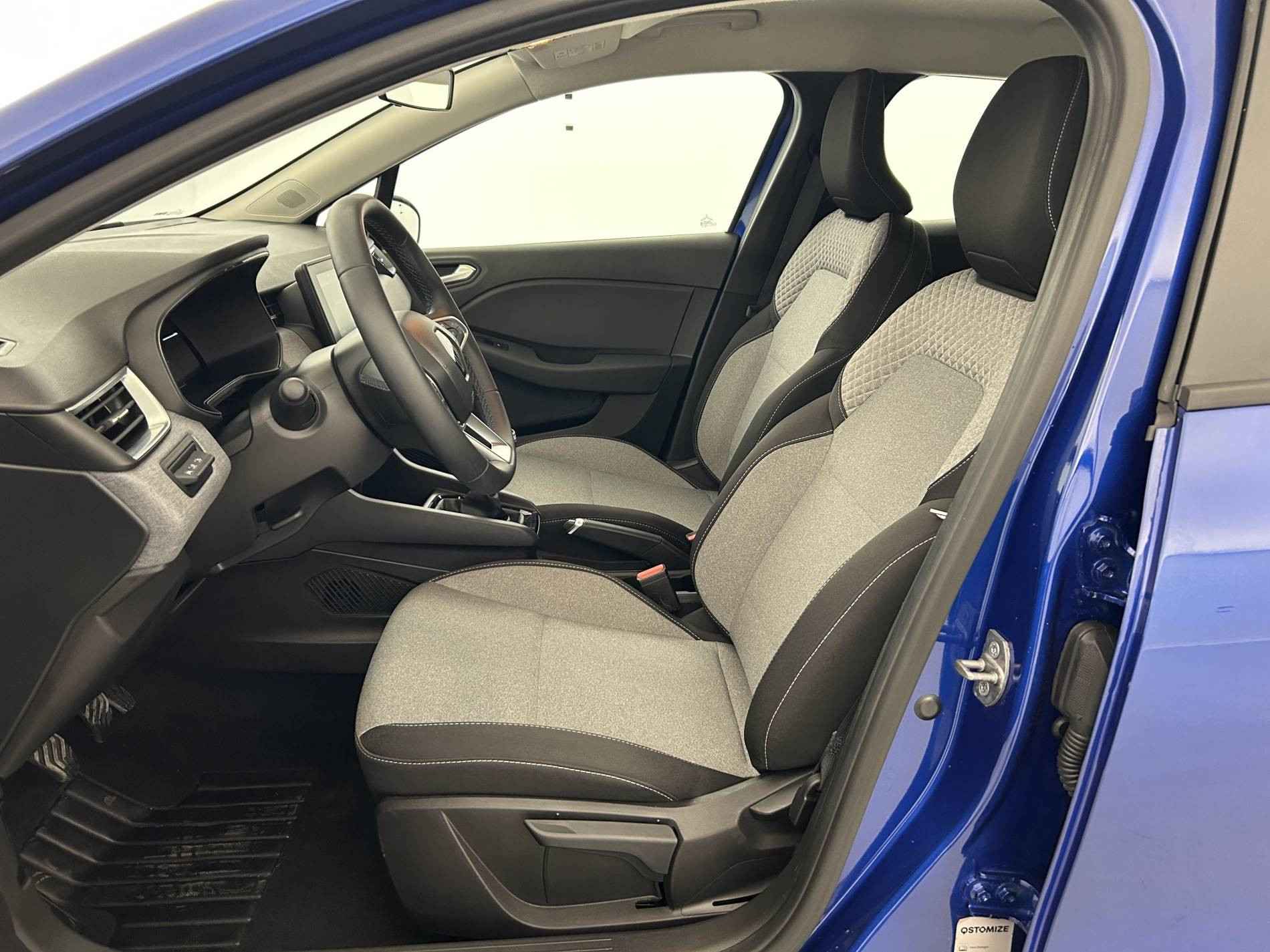 Vente en ligne Renault Clio 5 Clio TCe 90 au prix de 15 990 €