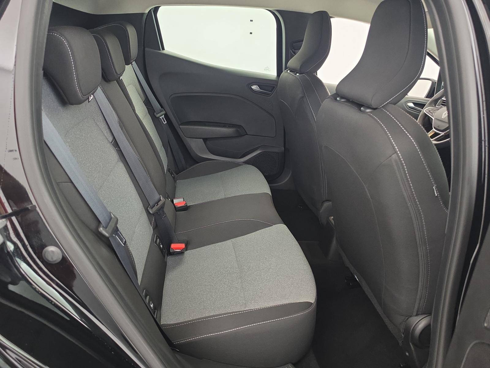 Vente en ligne Renault Clio 5 Clio Blue dCi 100 ch GSR2 au prix de 17 690 €