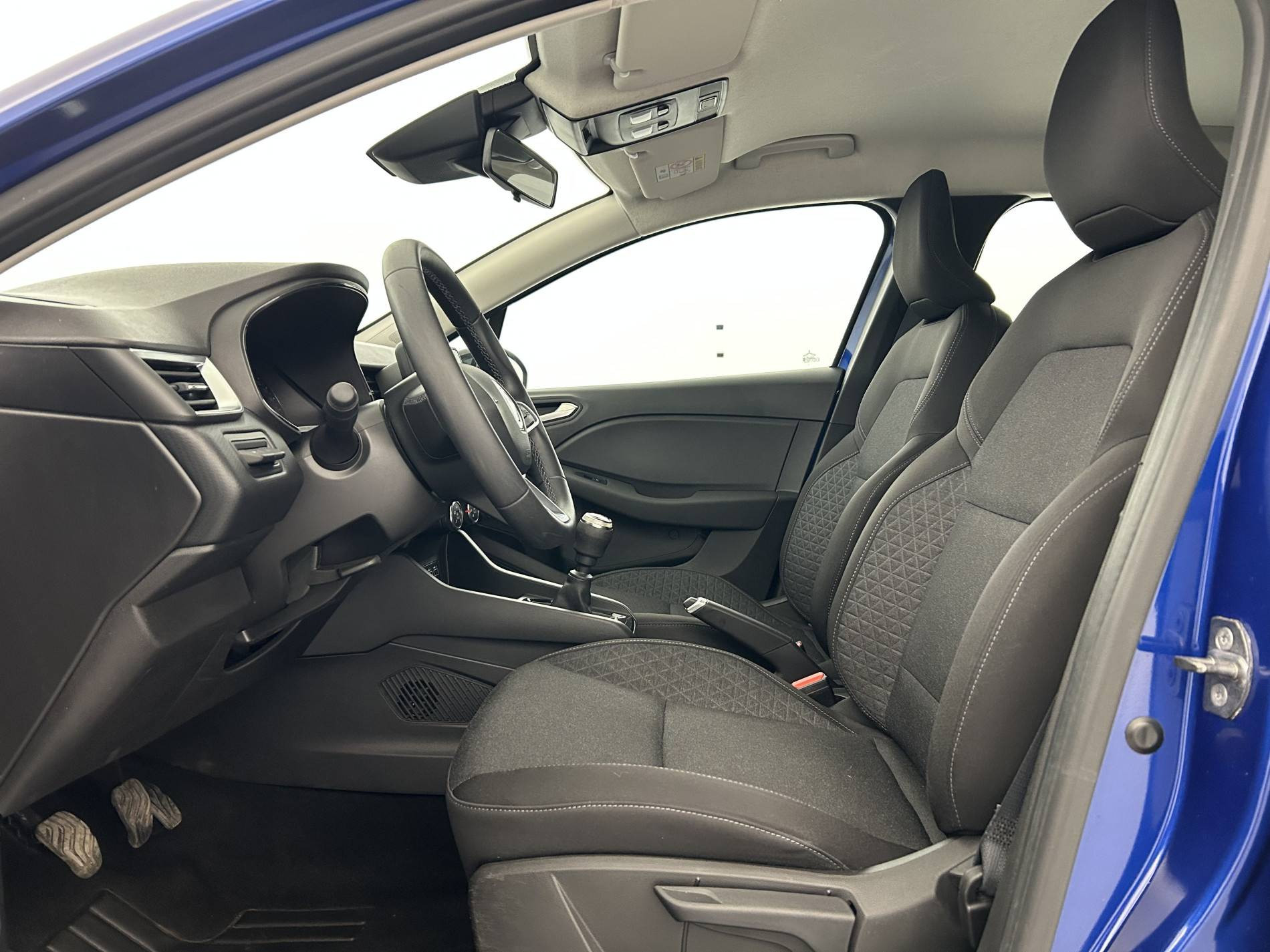 Vente en ligne Renault Clio 5 Clio TCe 90 au prix de 14 290 €