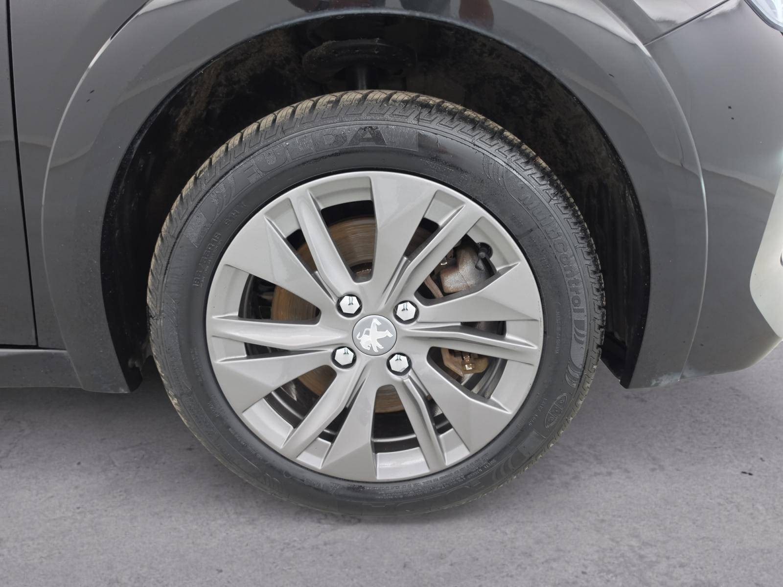 Vente en ligne Peugeot E-208  50 kWh 136ch au prix de 15 900 €