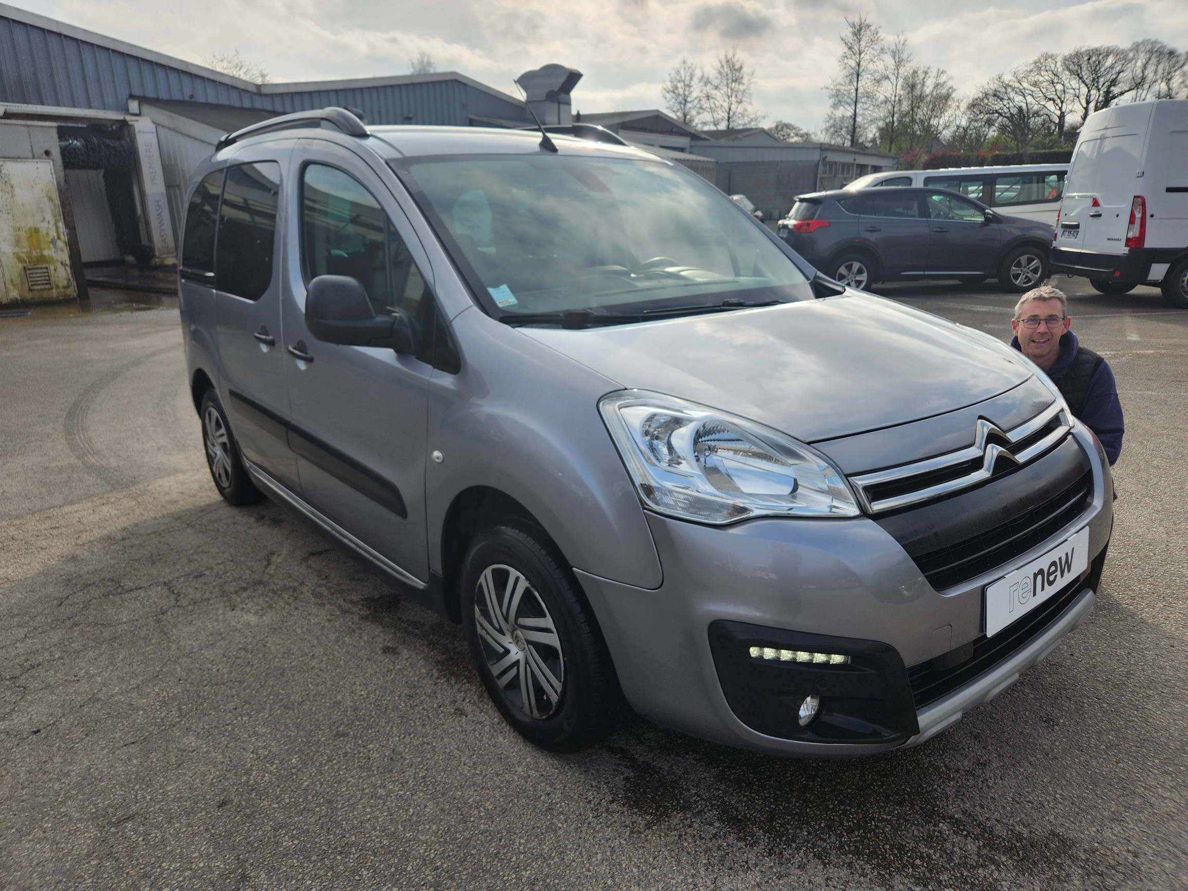 Vente en ligne Citroën Berlingo  BlueHDi 100 S&S ETG6 au prix de 14 999 €