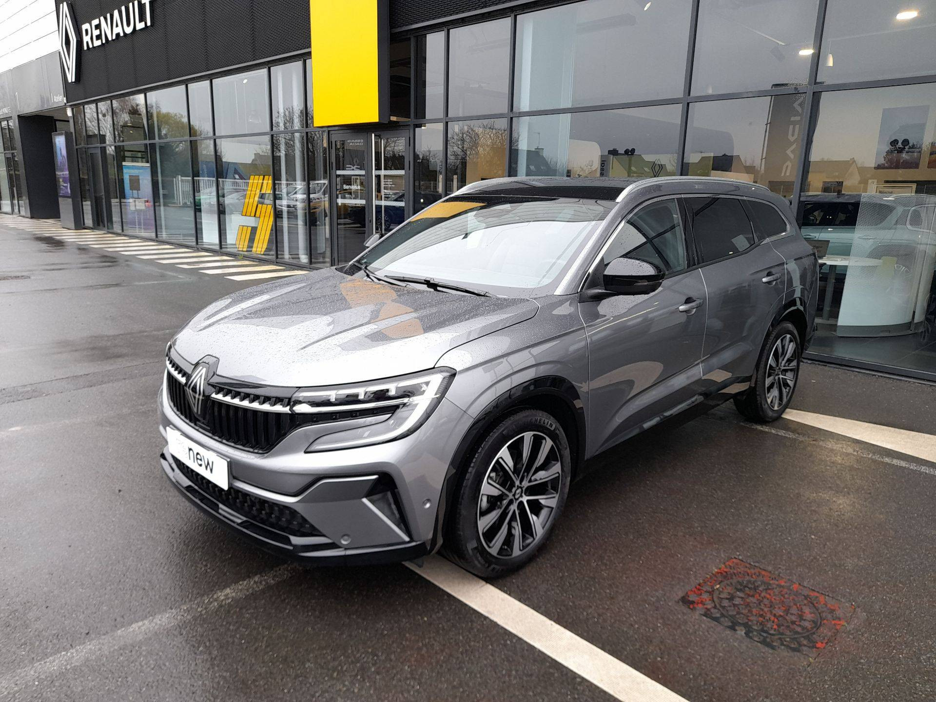 Renault Espace Espace E-Tech full hybrid 200 GSR2 occasion de 2025 en vente à Lamballe