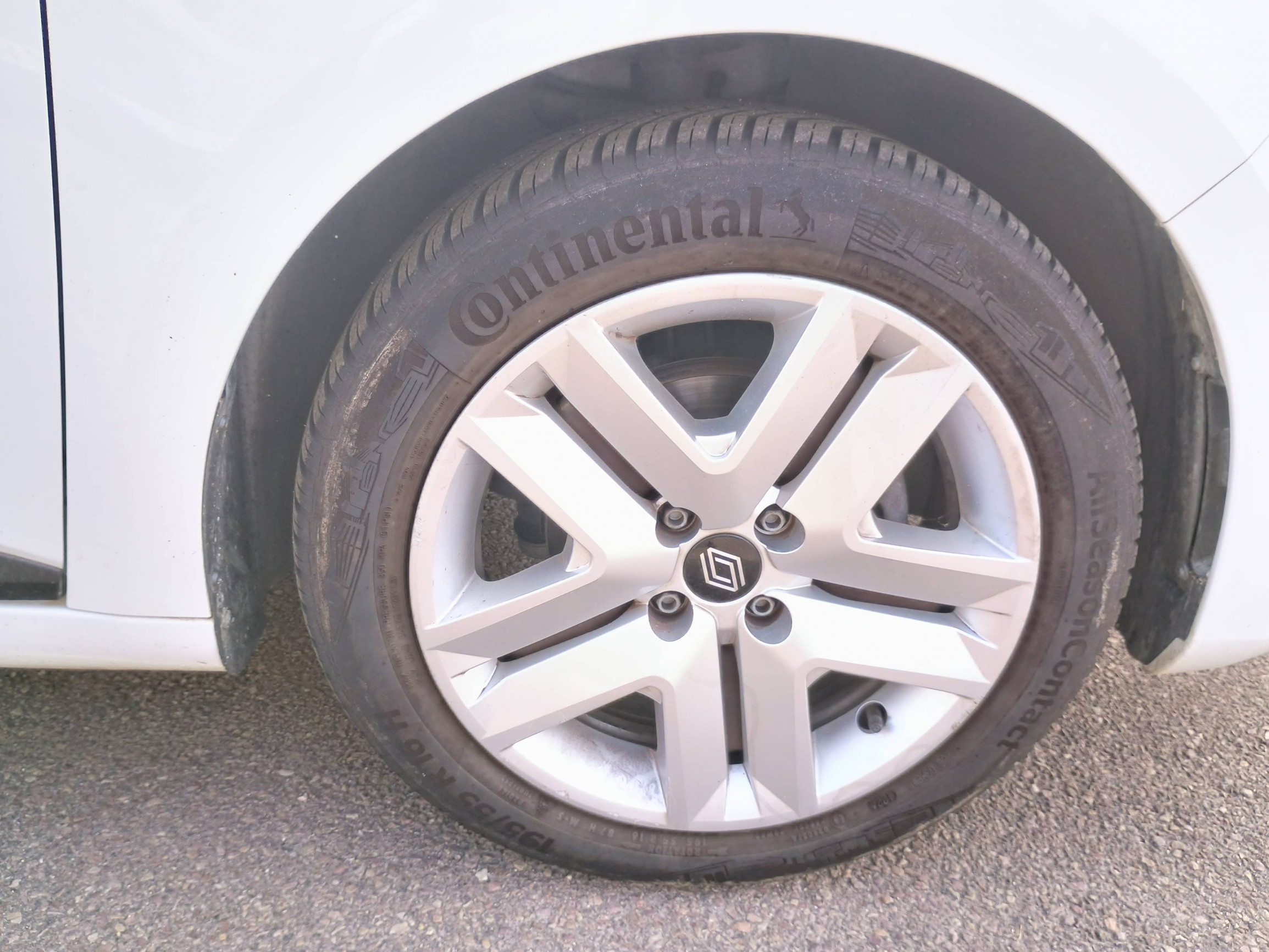 Vente en ligne Renault Clio 5 Clio Eco-G 100 ch GSR2 au prix de 14 991 €