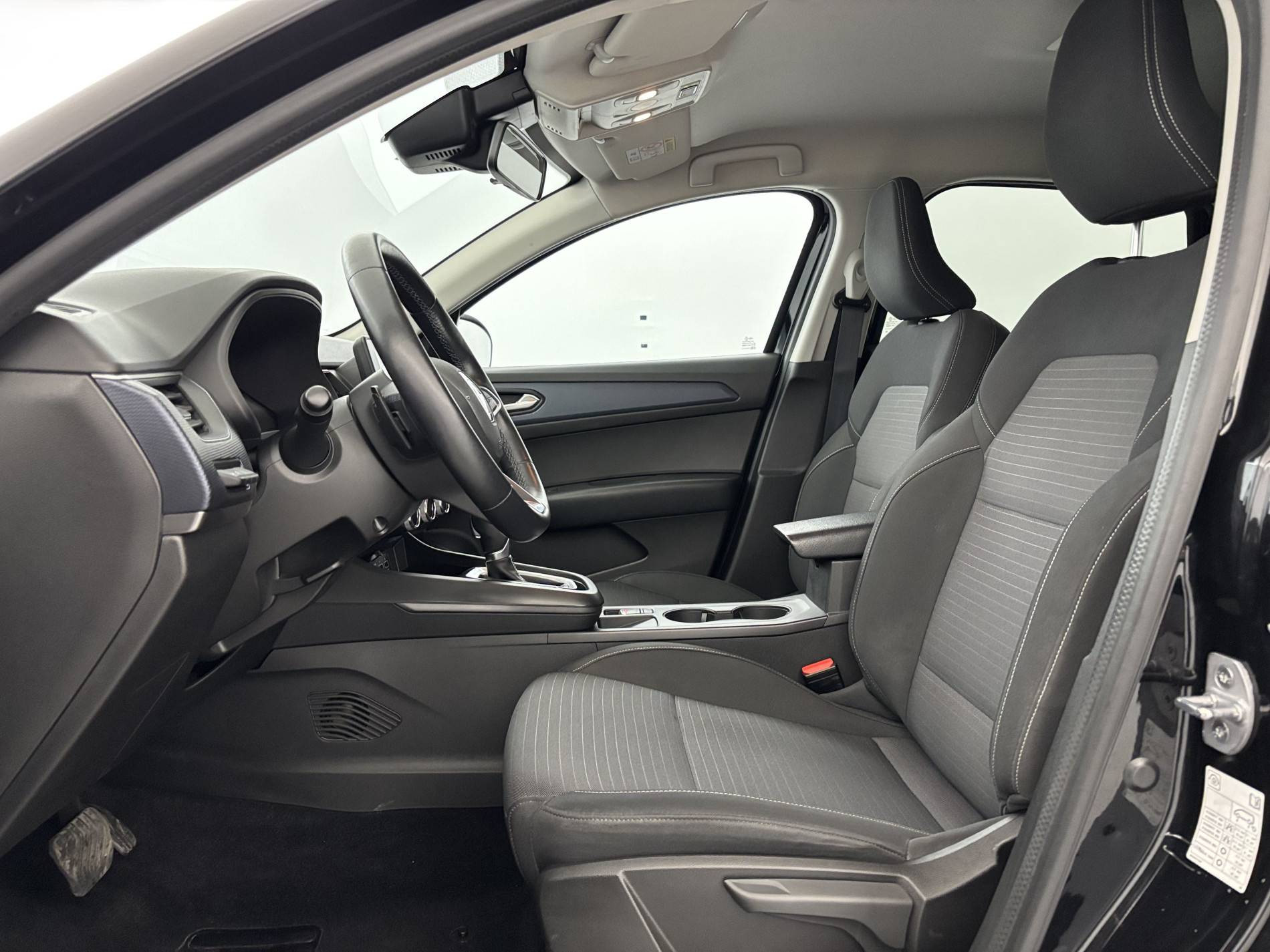 Vente en ligne Renault Arkana  mild hybrid 140 EDC FAP - 22 au prix de 16 990 €