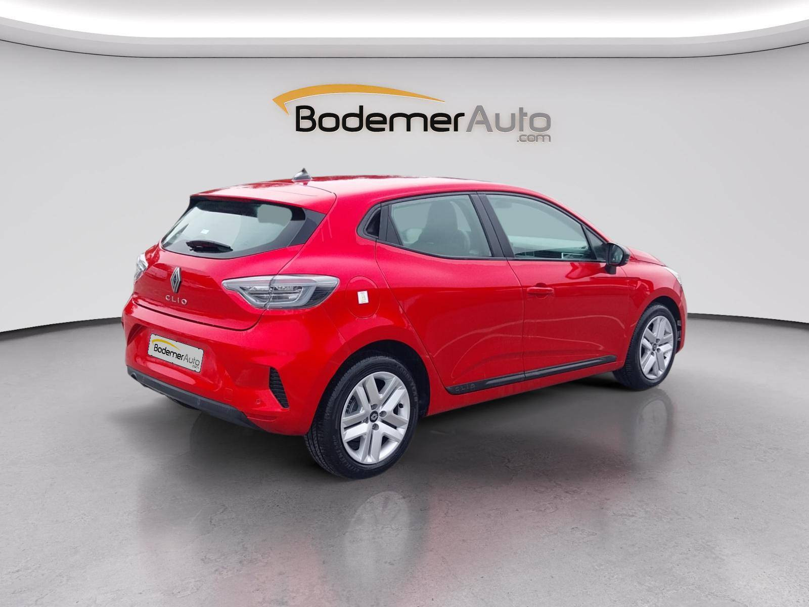 Vente en ligne Renault Clio 5 Clio Blue dCi 100 ch GSR2 au prix de 18 490 €