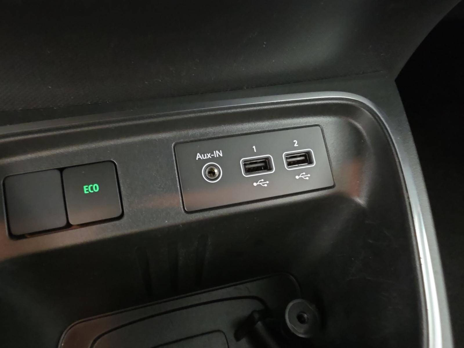Vente en ligne Renault Twingo Electrique Twingo III E-Tech au prix de 14 490 €