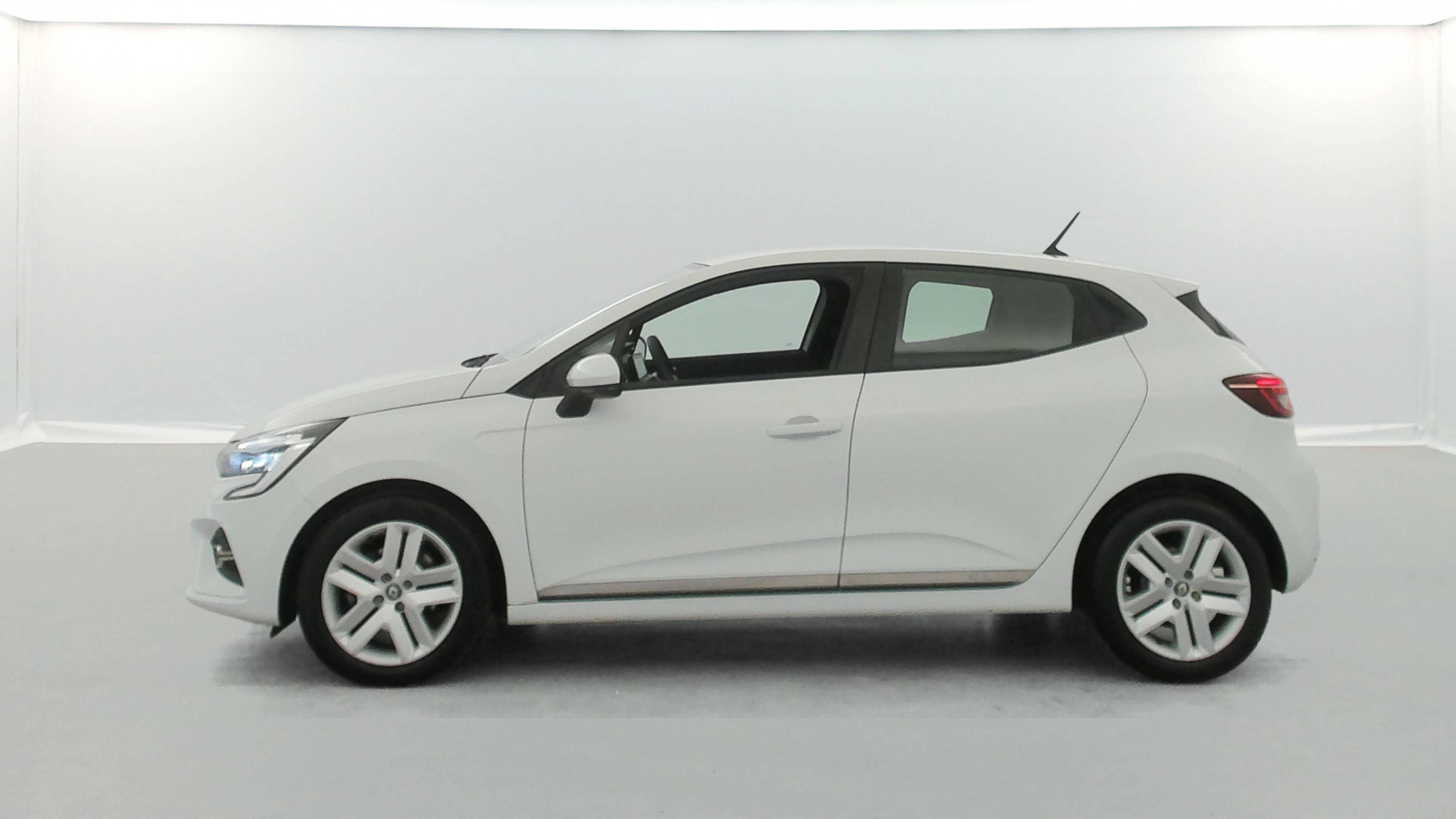 Vente en ligne Renault Clio 5 Clio Blue dCi 85 au prix de 13 890 €