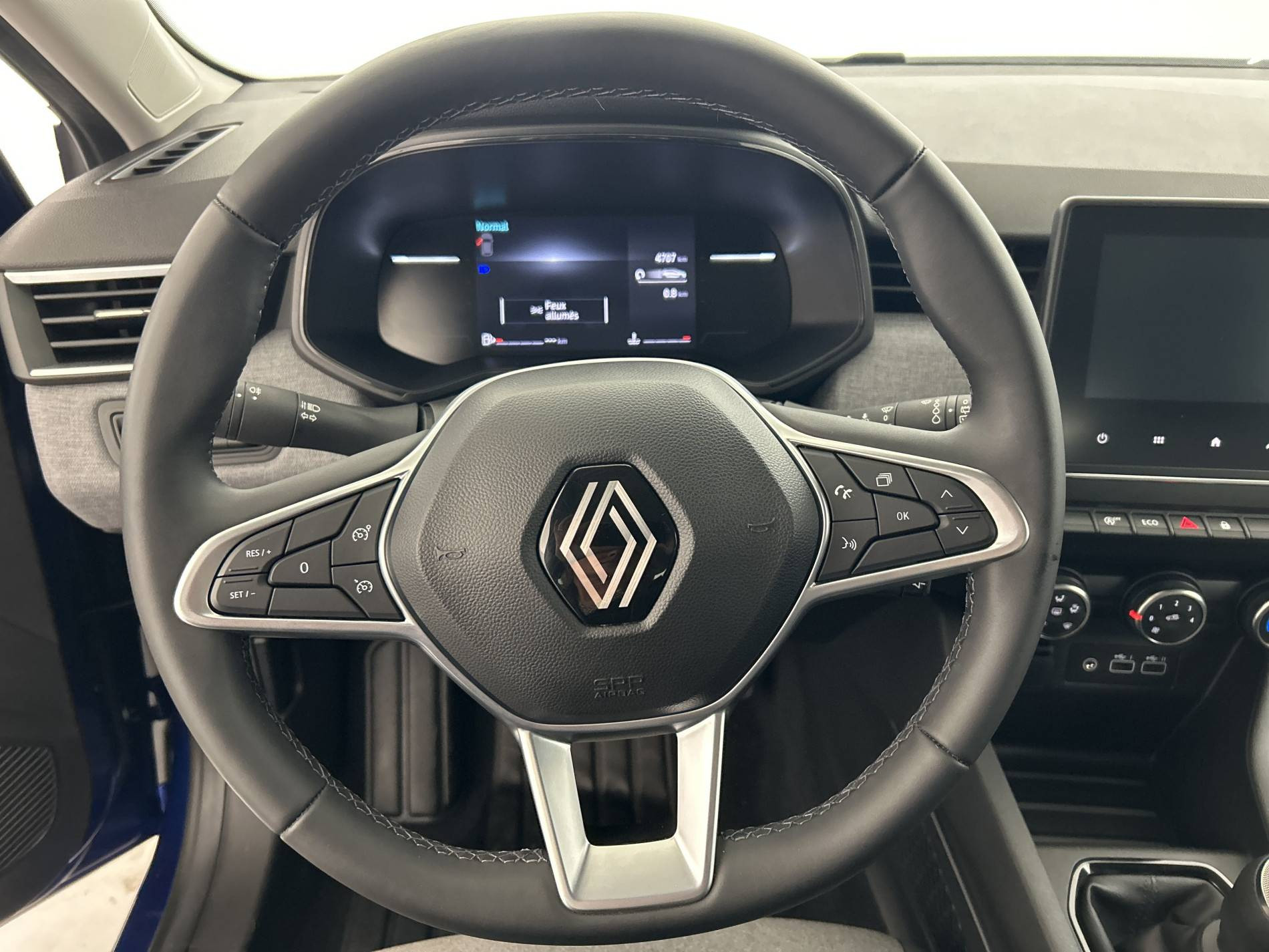 Vente en ligne Renault Clio 5 Clio TCe 90 au prix de 15 990 €