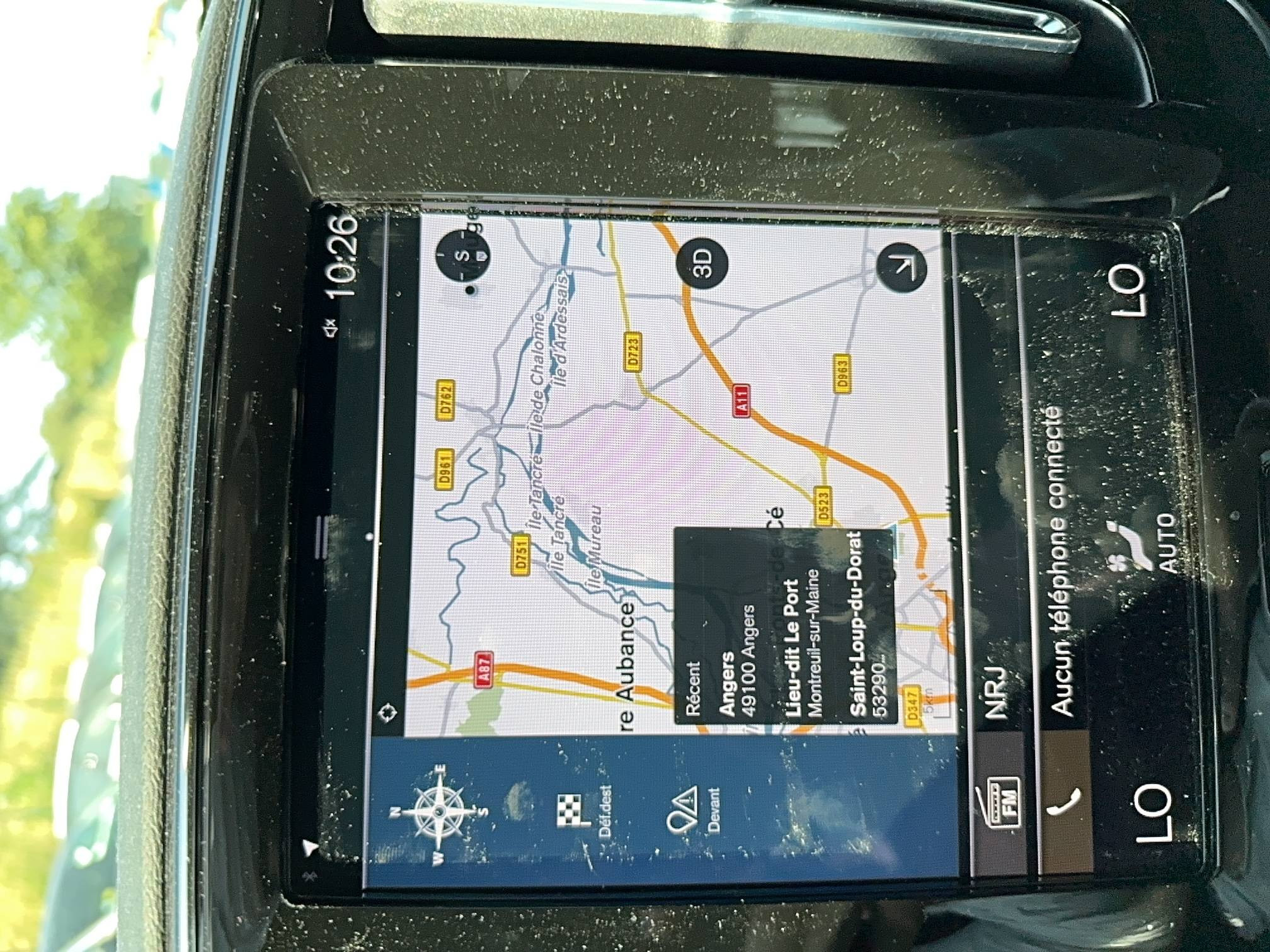 Vente en ligne Volvo XC40  T4 Recharge 129+82 ch DCT7 au prix de 26 460 €