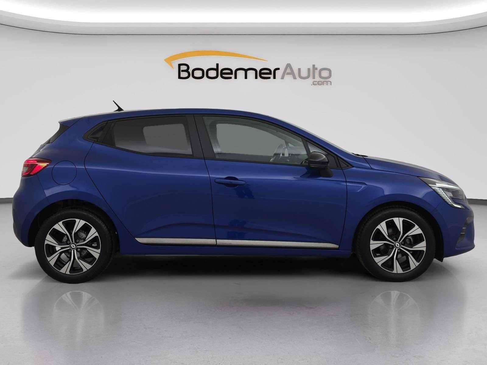 Vente en ligne Renault Clio 5 Clio TCe 90 au prix de 14 990 €