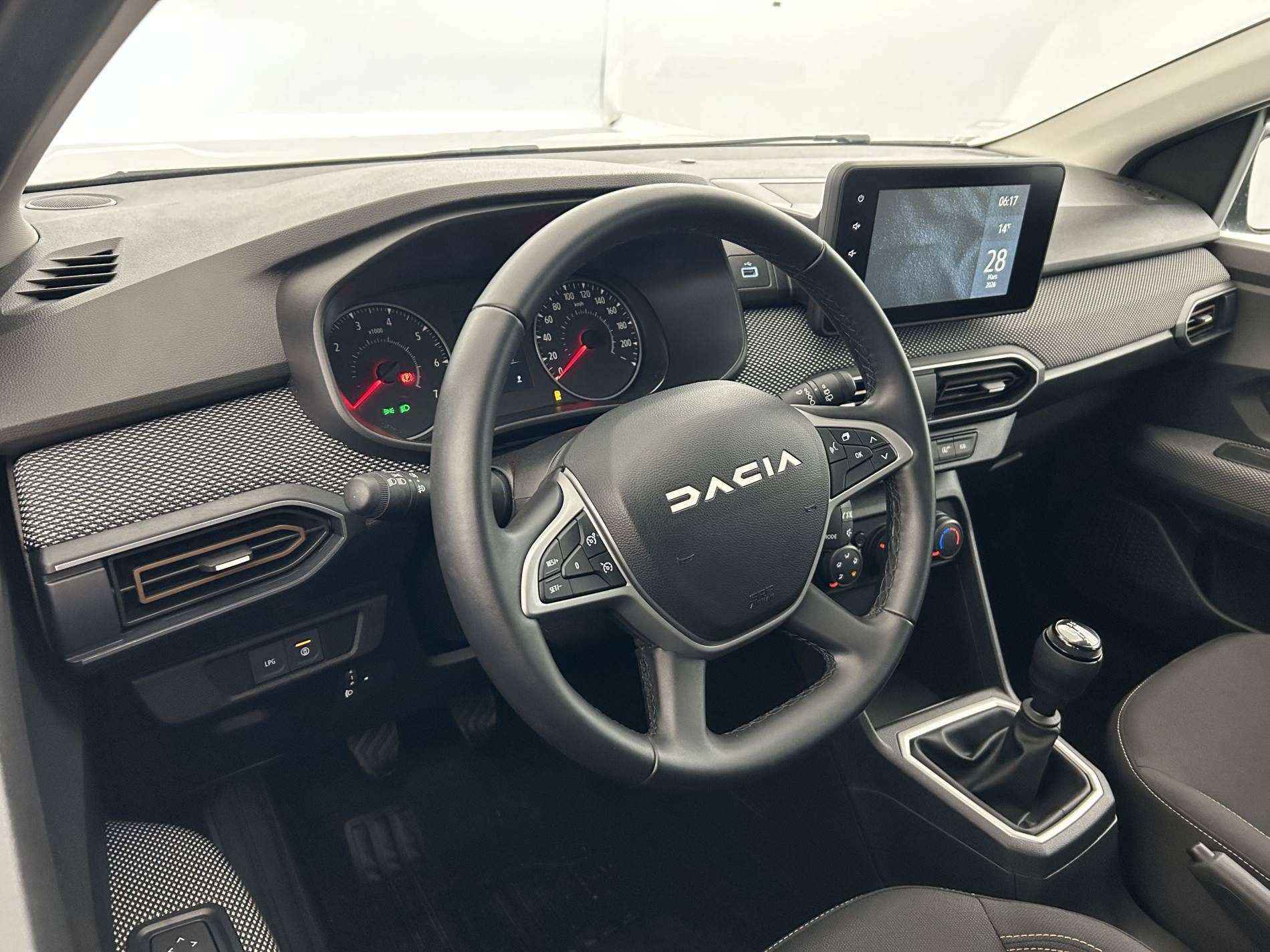 Vente en ligne Dacia Sandero  ECO-G 100 GSR2 au prix de 15 990 €