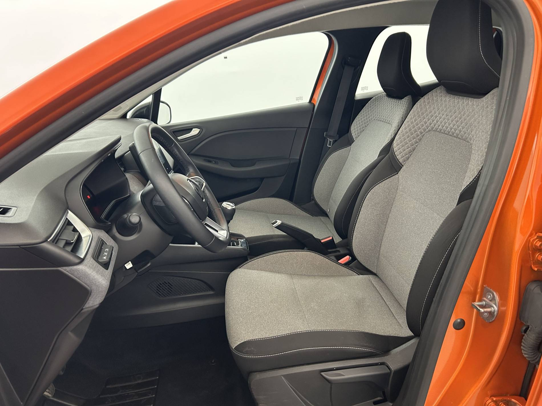 Vente en ligne Renault Clio 5 Clio SCe 65 au prix de 12 990 €