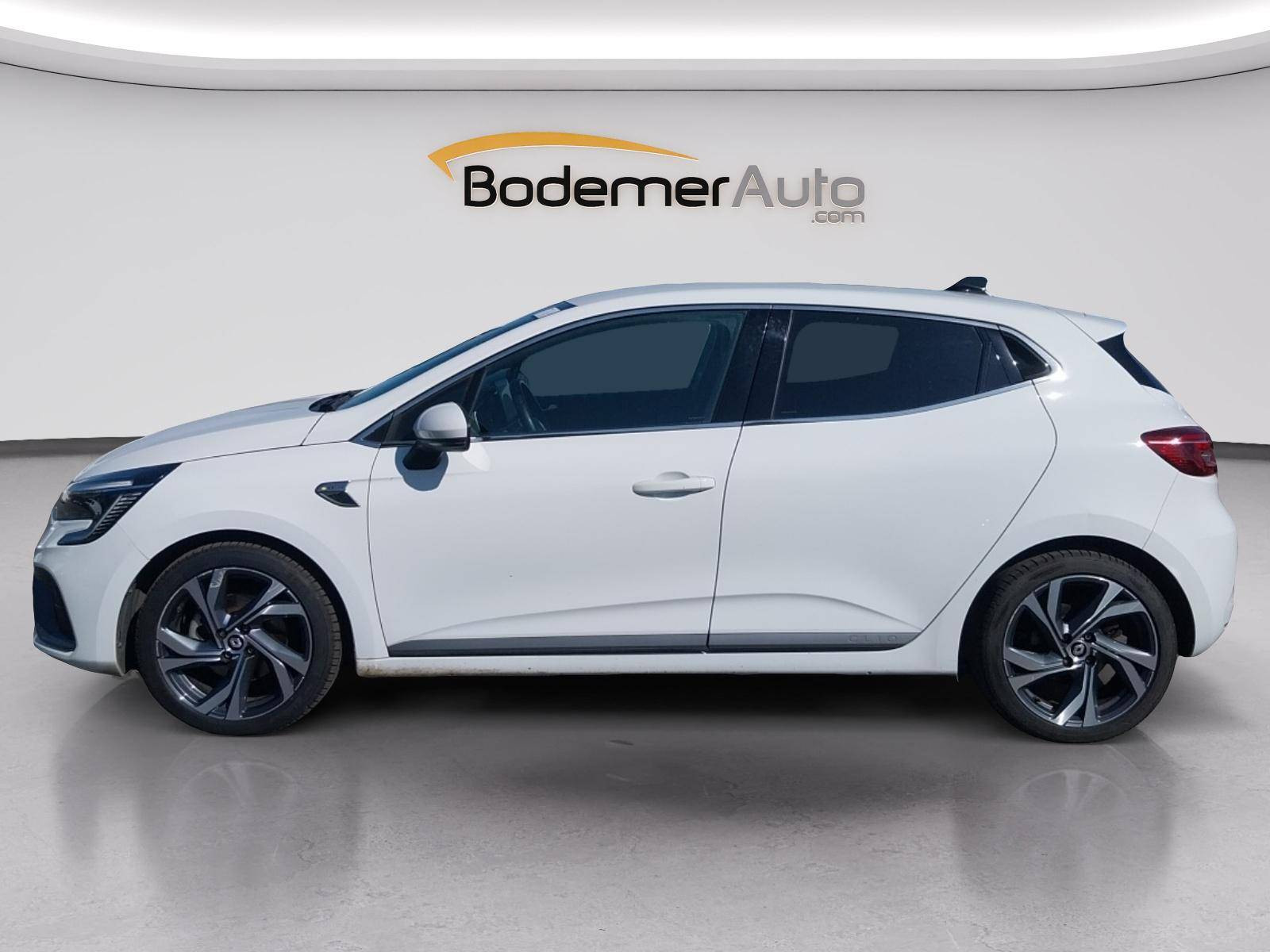 Vente en ligne Renault Clio 5 Clio E-Tech 140 - 21N au prix de 15 990 €