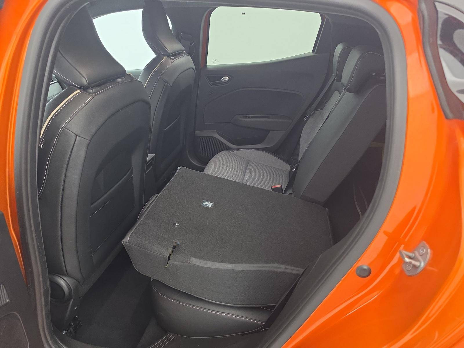 Vente en ligne Renault Clio 5 Clio E-Tech full hybrid 145 au prix de 18 490 €