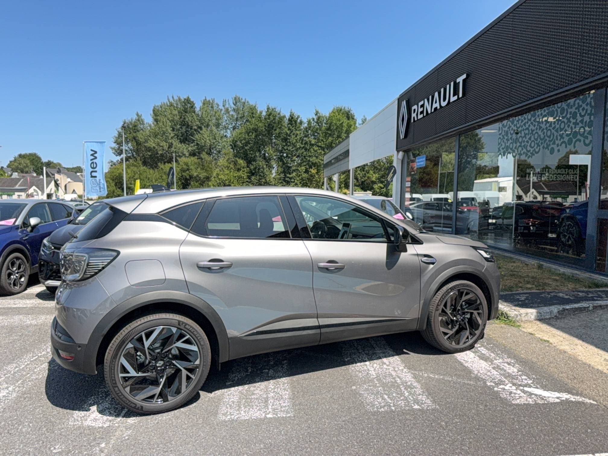 Vente en ligne Renault Captur  E-Tech full hybrid 160 ch au prix de 32 490 €