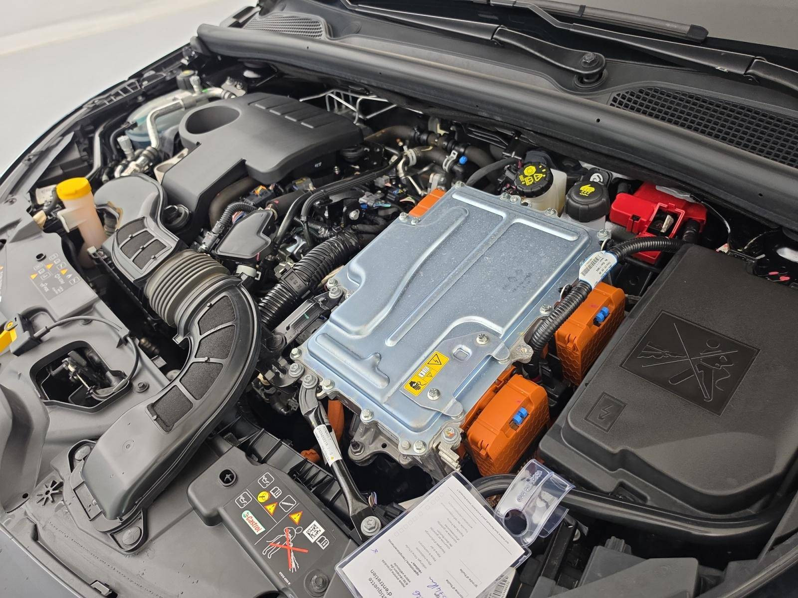 Vente en ligne Renault Clio 5 Clio E-Tech full hybrid 145 ch GSR2 au prix de 16 900 €