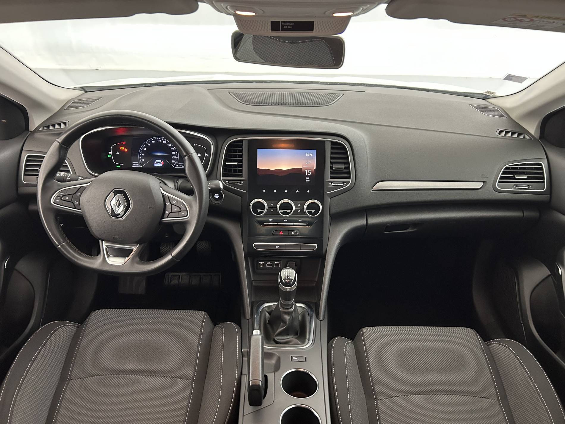 Vente en ligne Renault Megane 4  TCe 140 au prix de 15 990 €