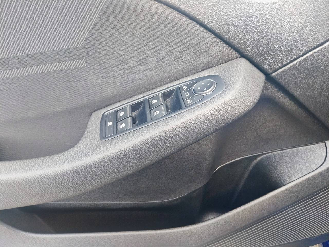 Vente en ligne Renault Clio 5 Clio E-Tech full hybrid 145 au prix de 20 990 €