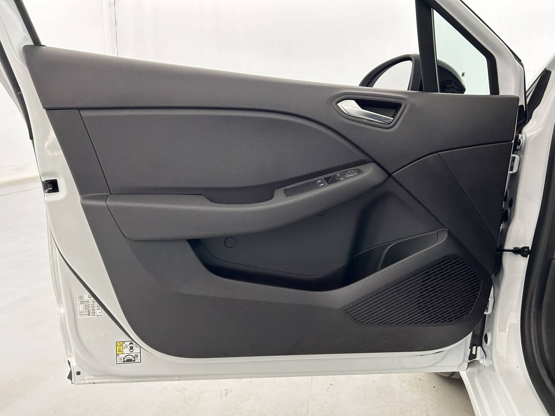 Vente en ligne Renault Clio 5 Clio TCe 90 au prix de 13 990 €