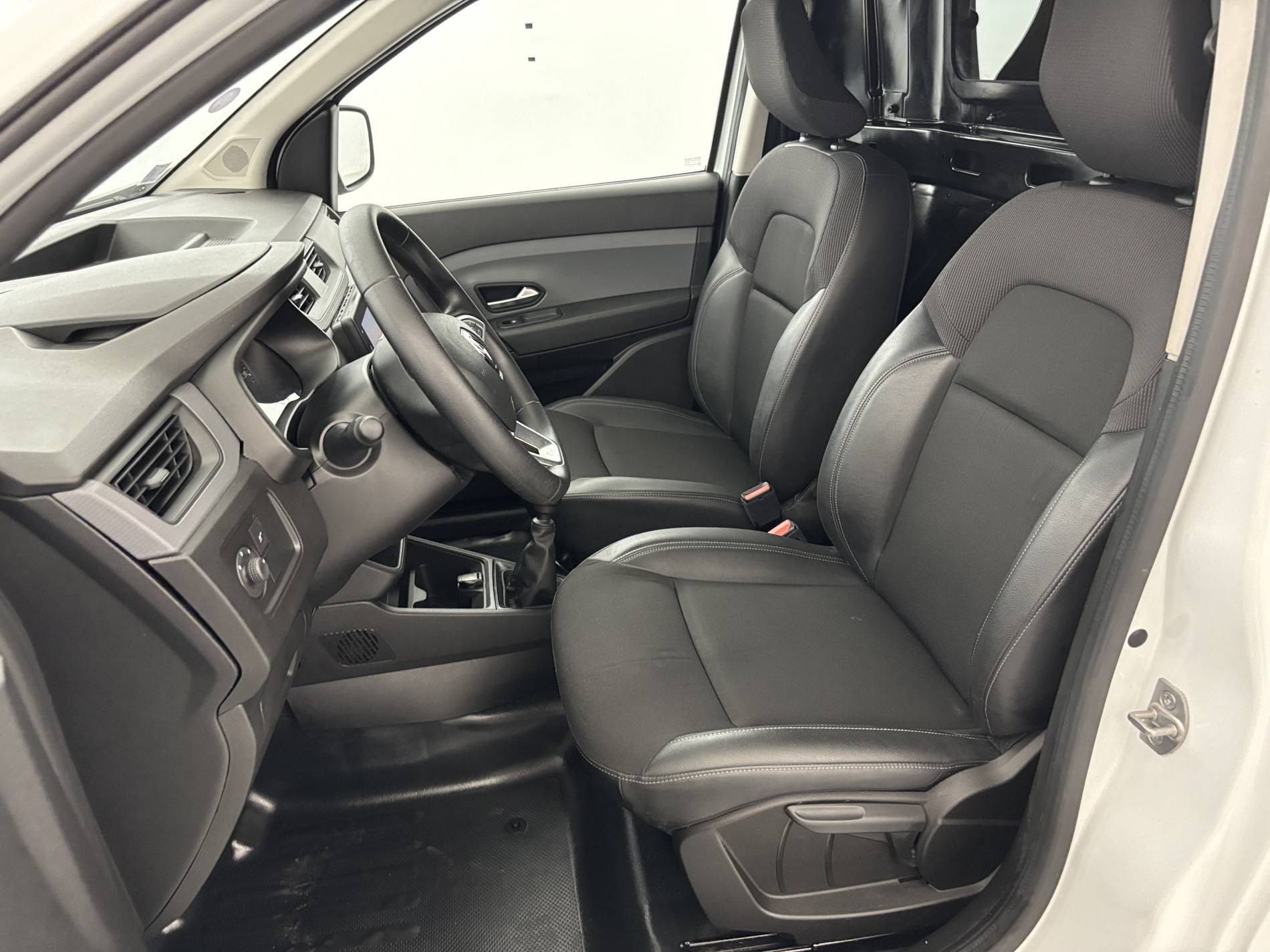 Vente en ligne Renault Express Van  TCE 100 - 22 au prix de 12 490 €