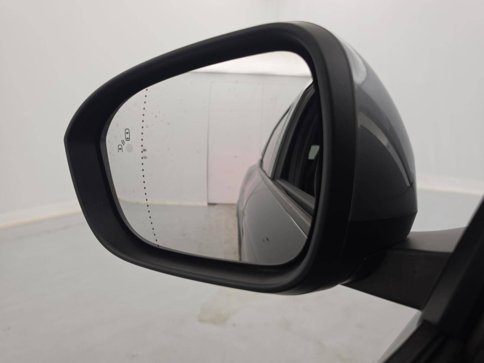 Vente en ligne Renault Megane E-Tech  EV60 220 ch super charge au prix de 23 490 €