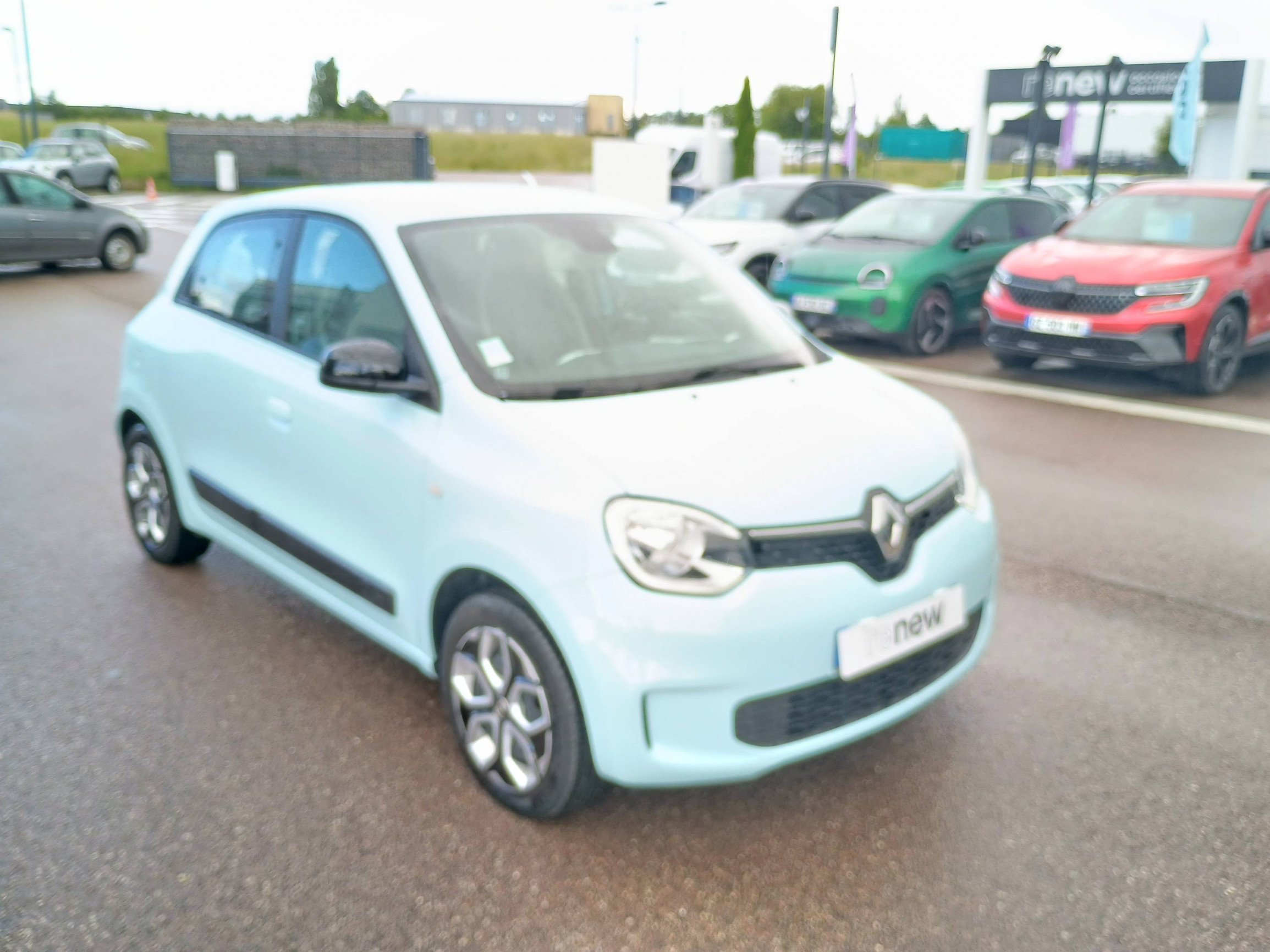 Vente en ligne Renault Twingo Electrique Twingo III E-Tech au prix de 12 991 €