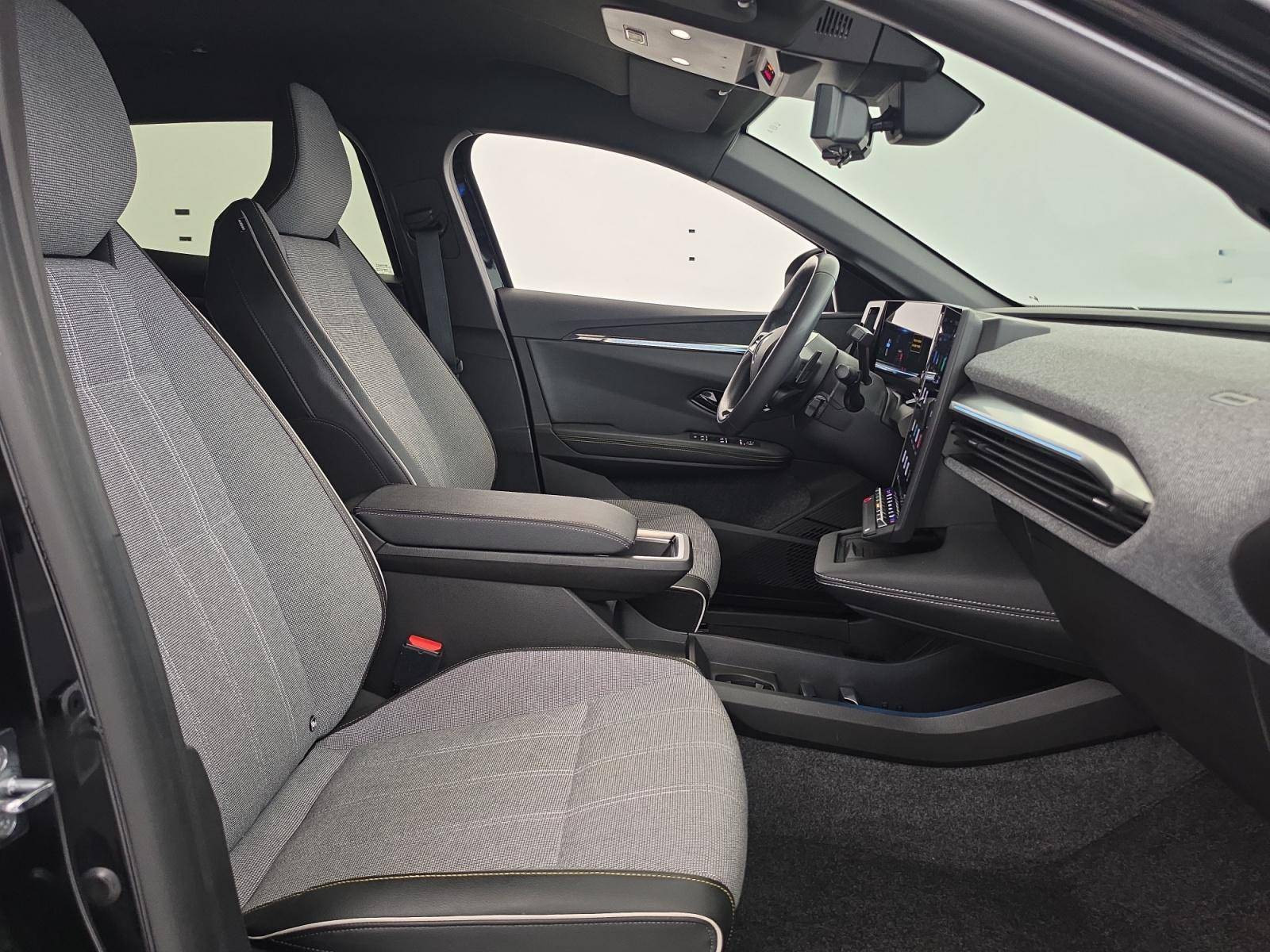 Vente en ligne Renault Megane E-Tech  EV60 220 ch super charge au prix de 25 990 €