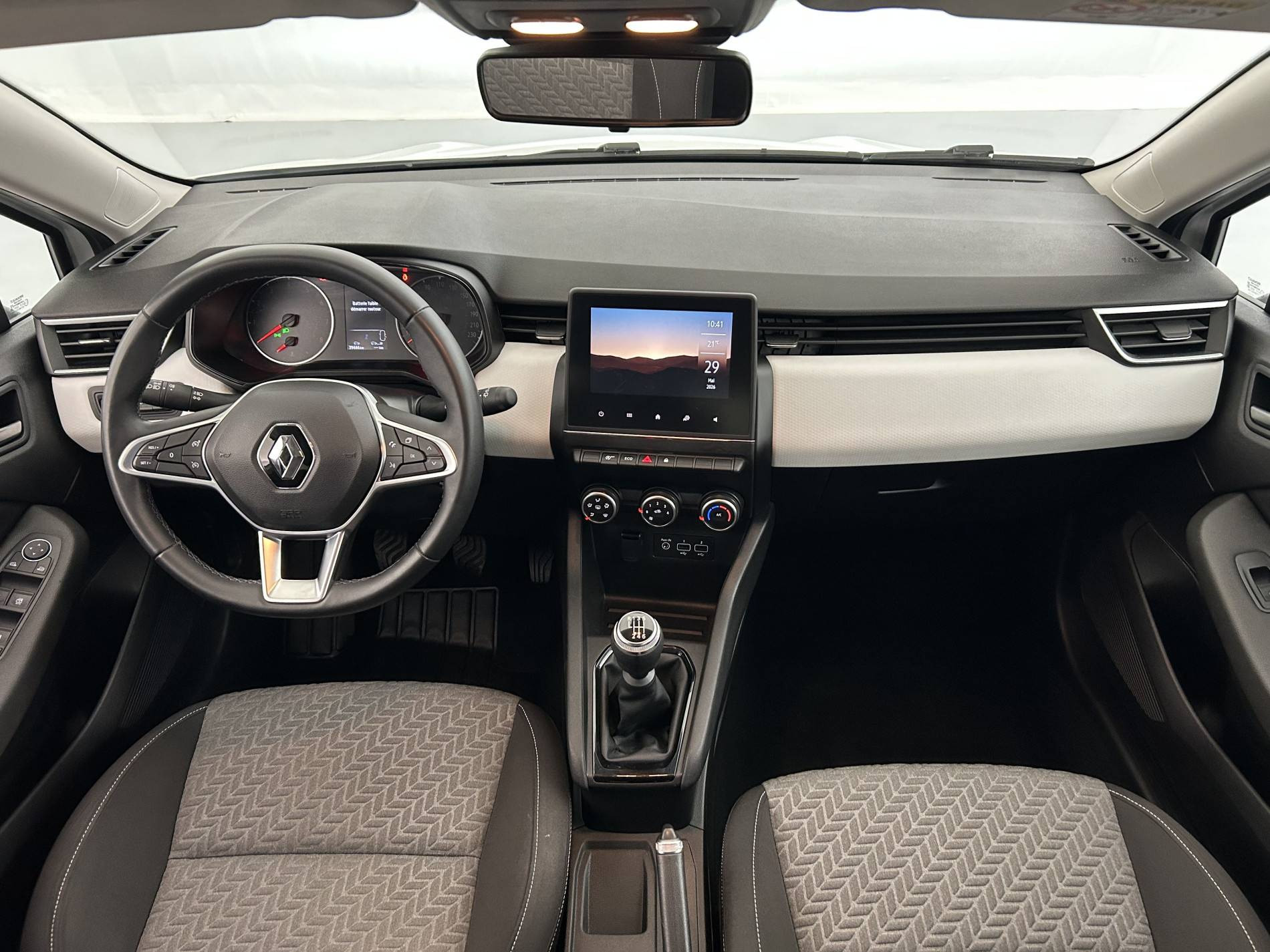 Vente en ligne Renault Clio 5 Clio TCe 90 au prix de 14 490 €