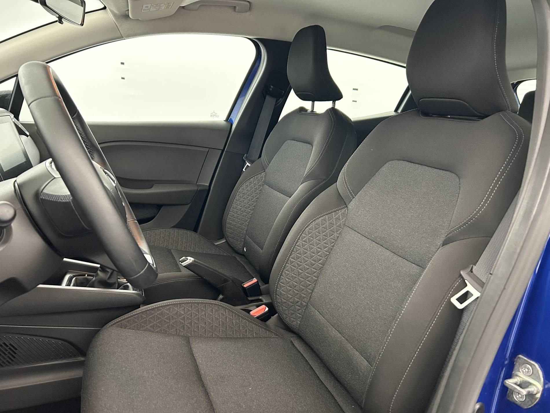 Vente en ligne Renault Clio 5 Clio TCe 90 au prix de 14 790 €