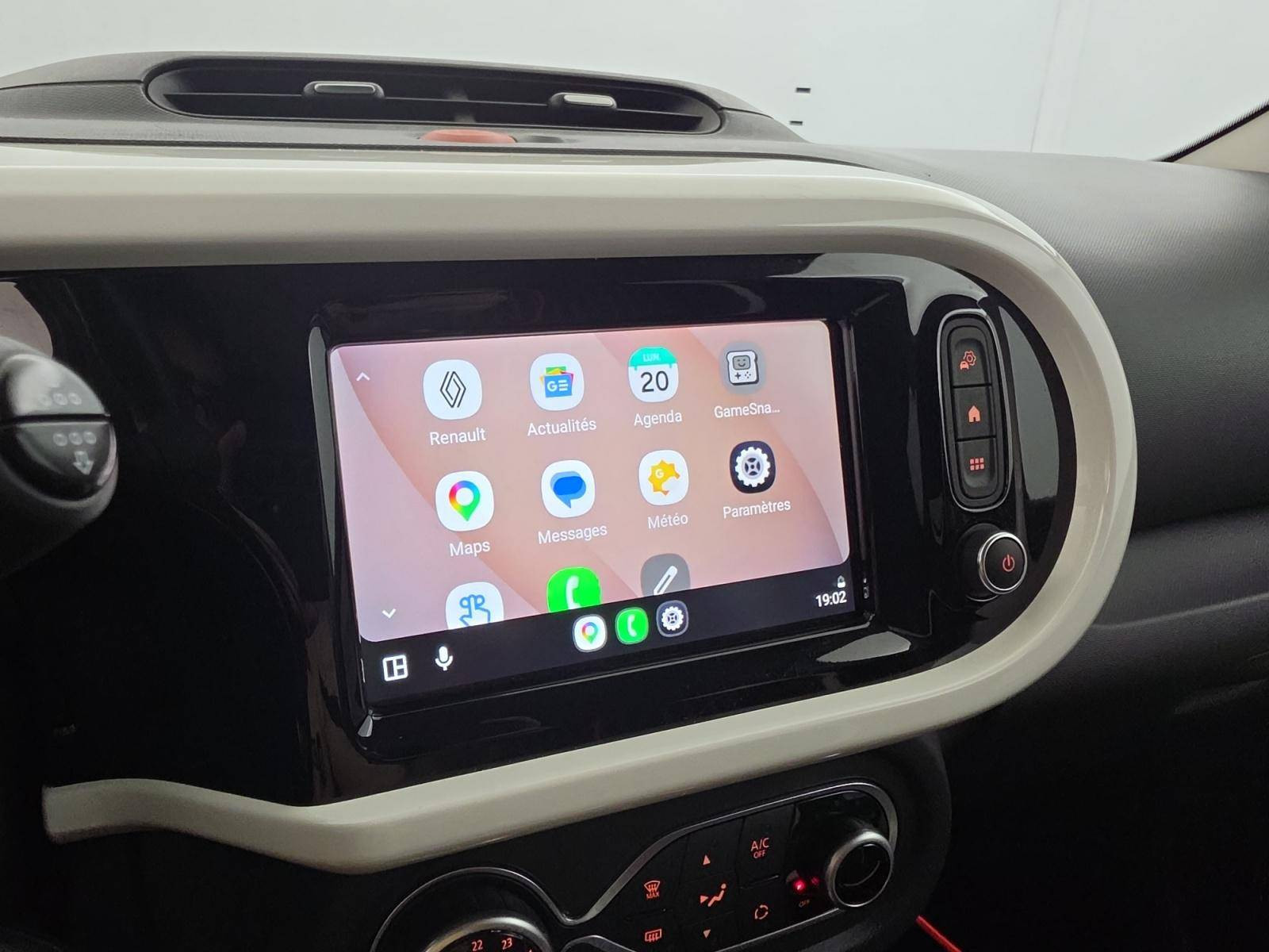Vente en ligne Renault Twingo Electrique Twingo III E-Tech au prix de 14 490 €