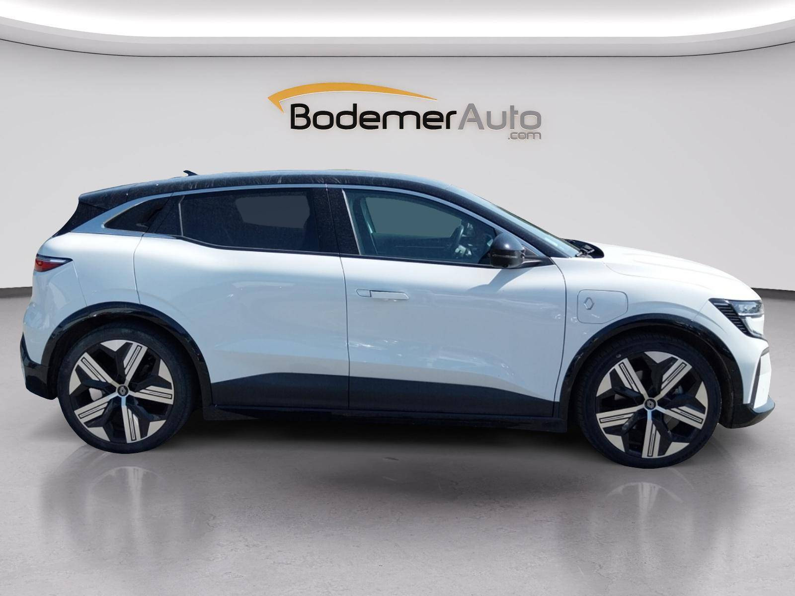 Vente en ligne Renault Megane E-Tech  EV60 220 ch super charge au prix de 27 490 €