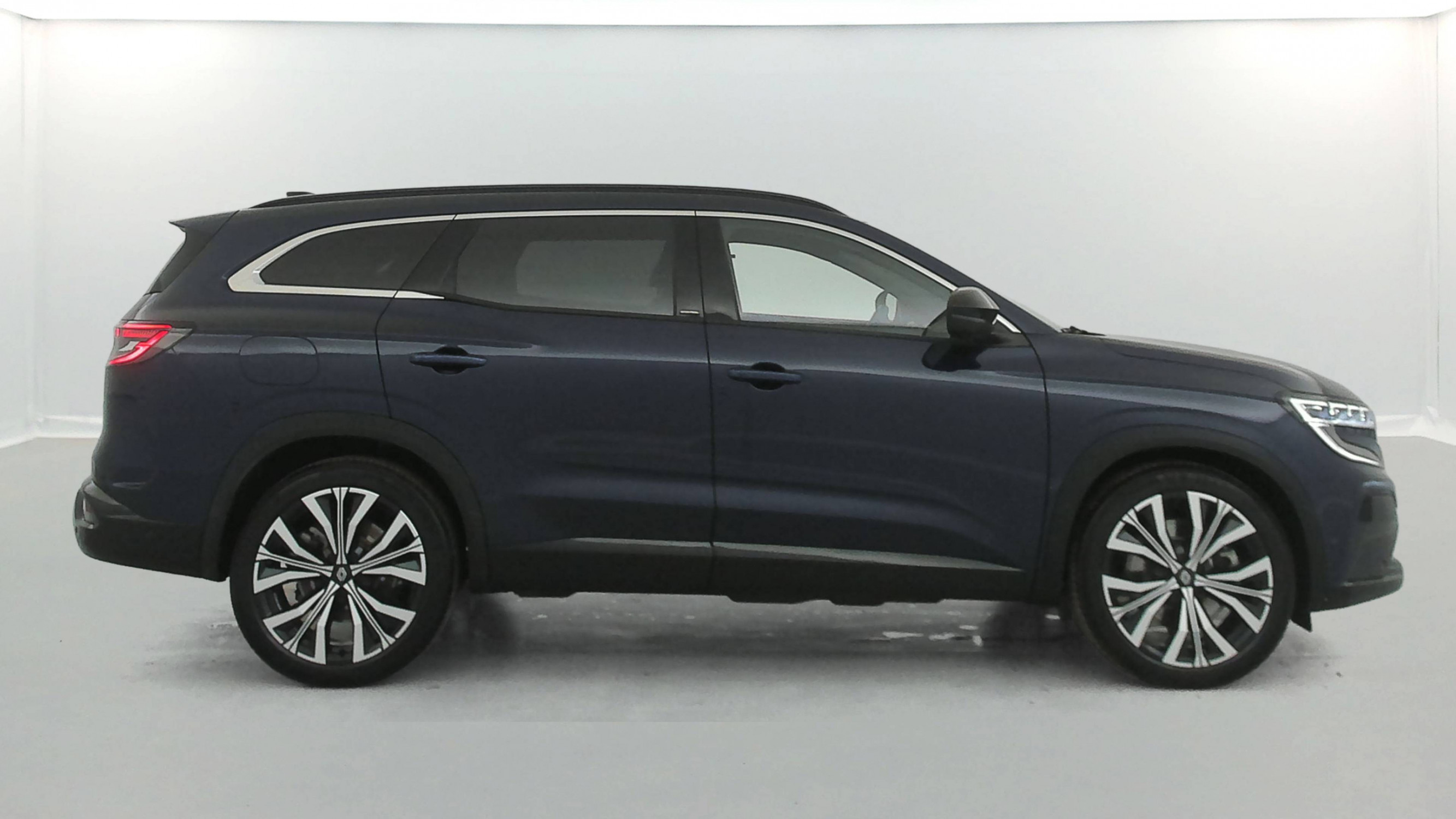 Vente en ligne Renault Espace Espace E-Tech full hybrid 200 7pl au prix de 39 490 €